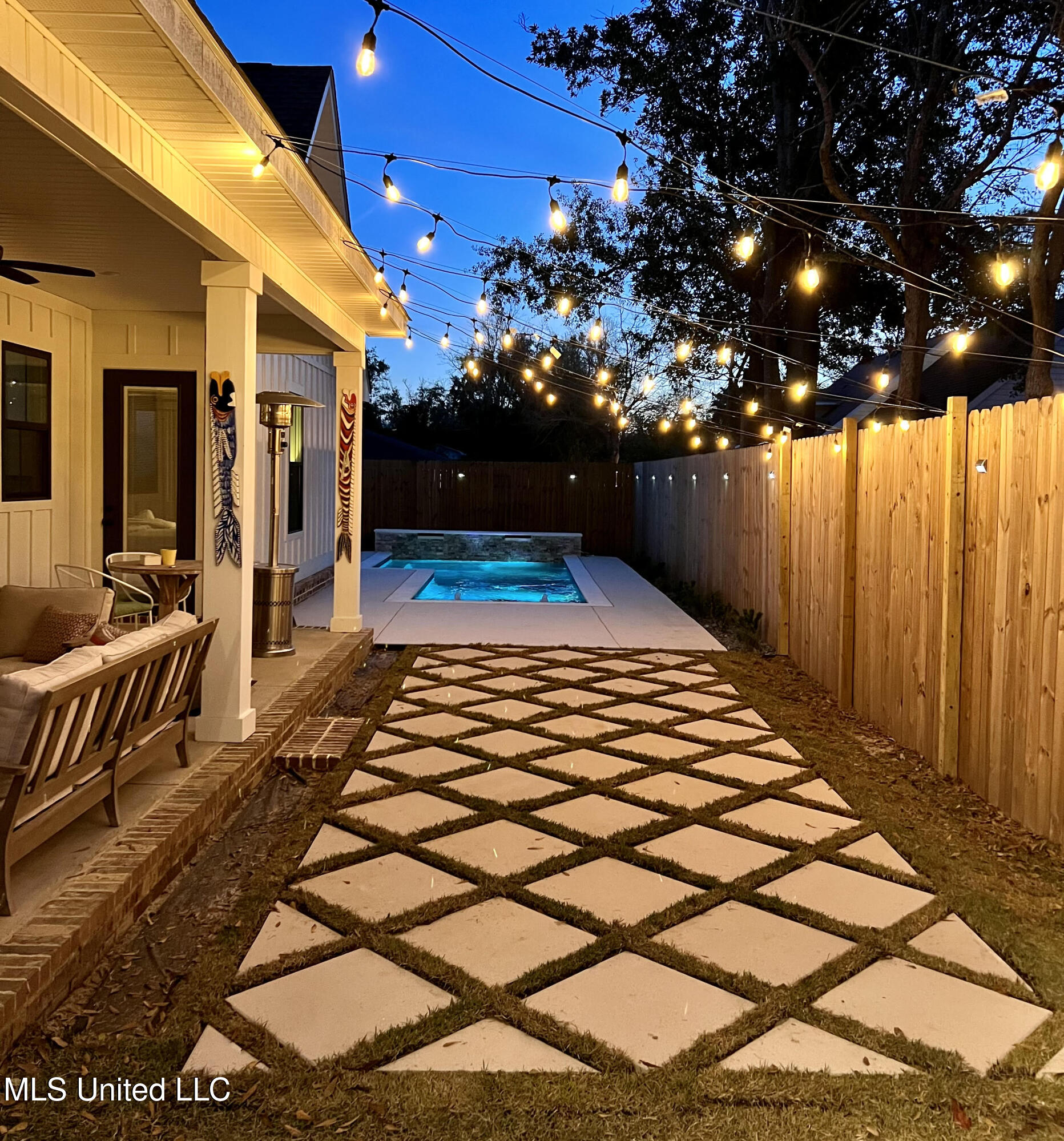 Long Beach, Mississippi, 39560, United States, 3 Bedrooms Bedrooms, ,2 BathroomsBathrooms,Residential,For Sale,1968810