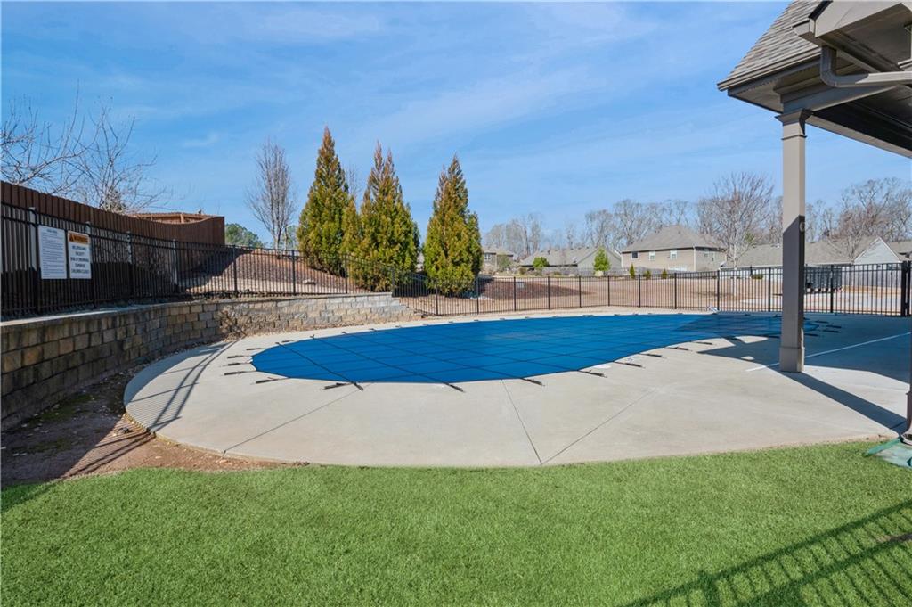Cumming, Georgia, 30028, United States, 5 Bedrooms Bedrooms, ,3 BathroomsBathrooms,Residential,For Sale,1916746