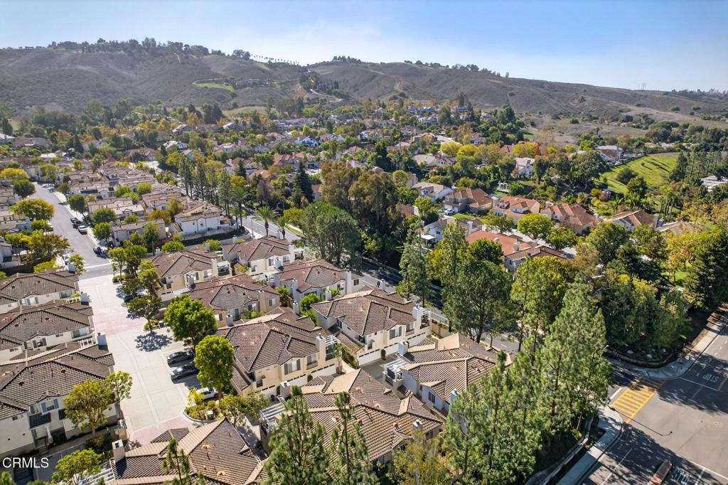 Moorpark, California, 93021, United States, 2 Bedrooms Bedrooms, ,3 BathroomsBathrooms,Residential,For Sale,1989466