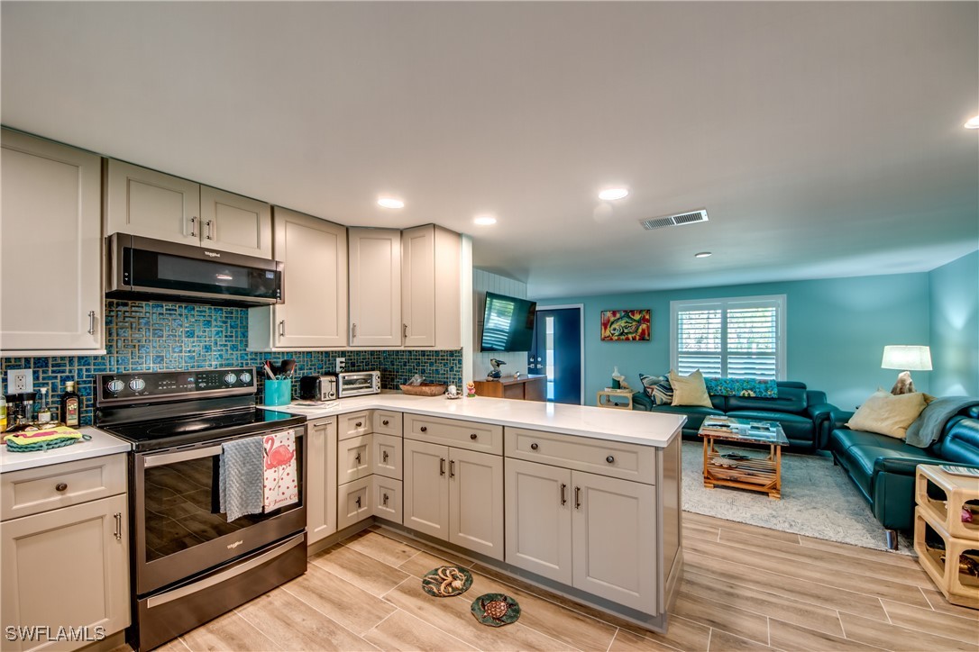 St James City, Florida, 33956, United States, 2 Bedrooms Bedrooms, ,2 BathroomsBathrooms,Residential,For Sale,1920823