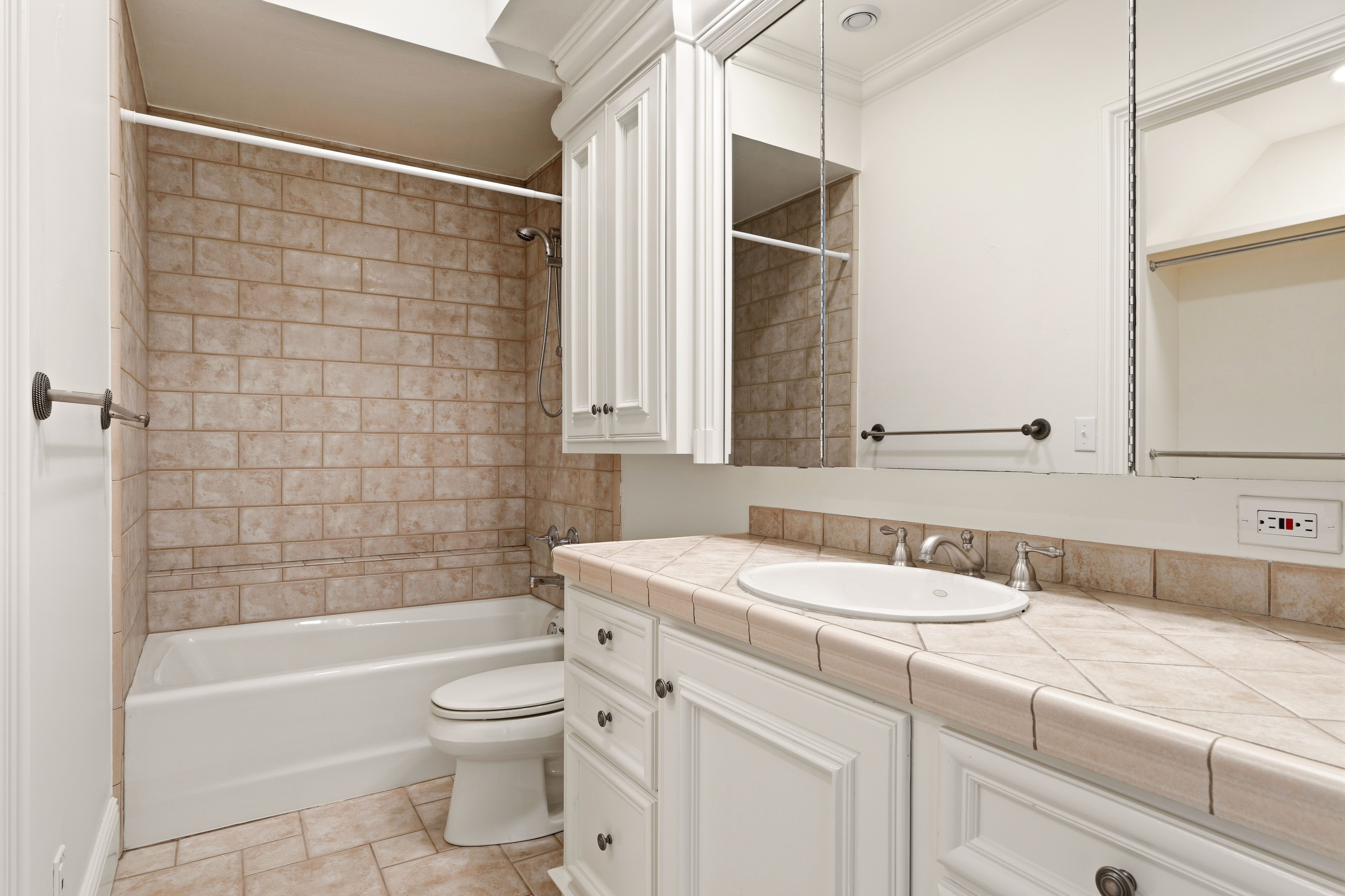  14233 Calais Circle, Oklahoma City, OK 73142 - 物件實景