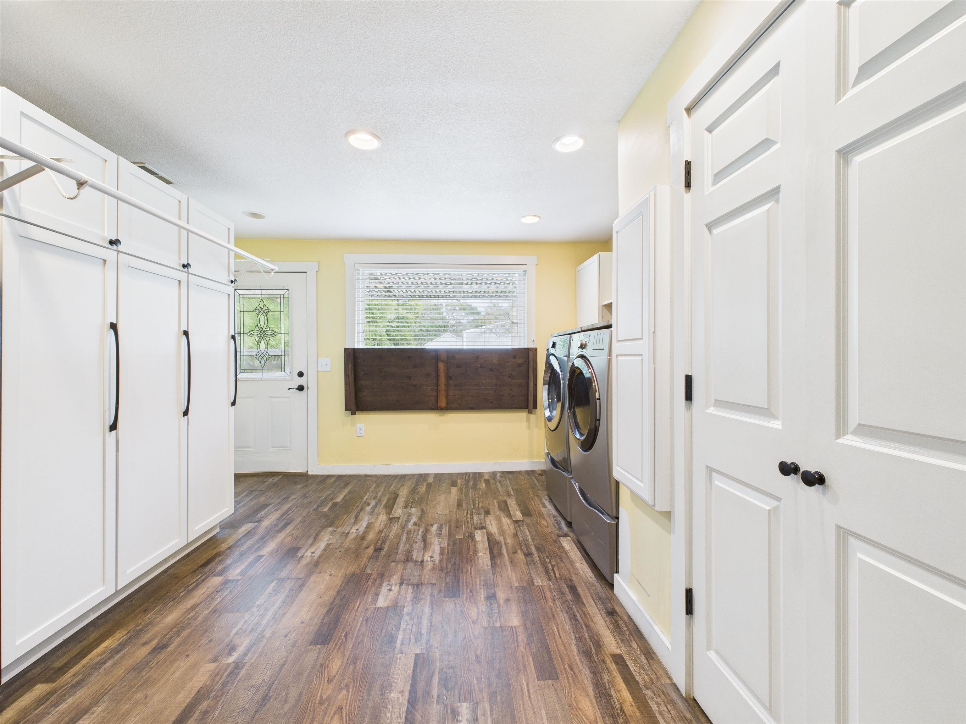 Markle, Indiana, 46770, United States, 3 Bedrooms Bedrooms, ,3 BathroomsBathrooms,Residential,For Sale,1925804
