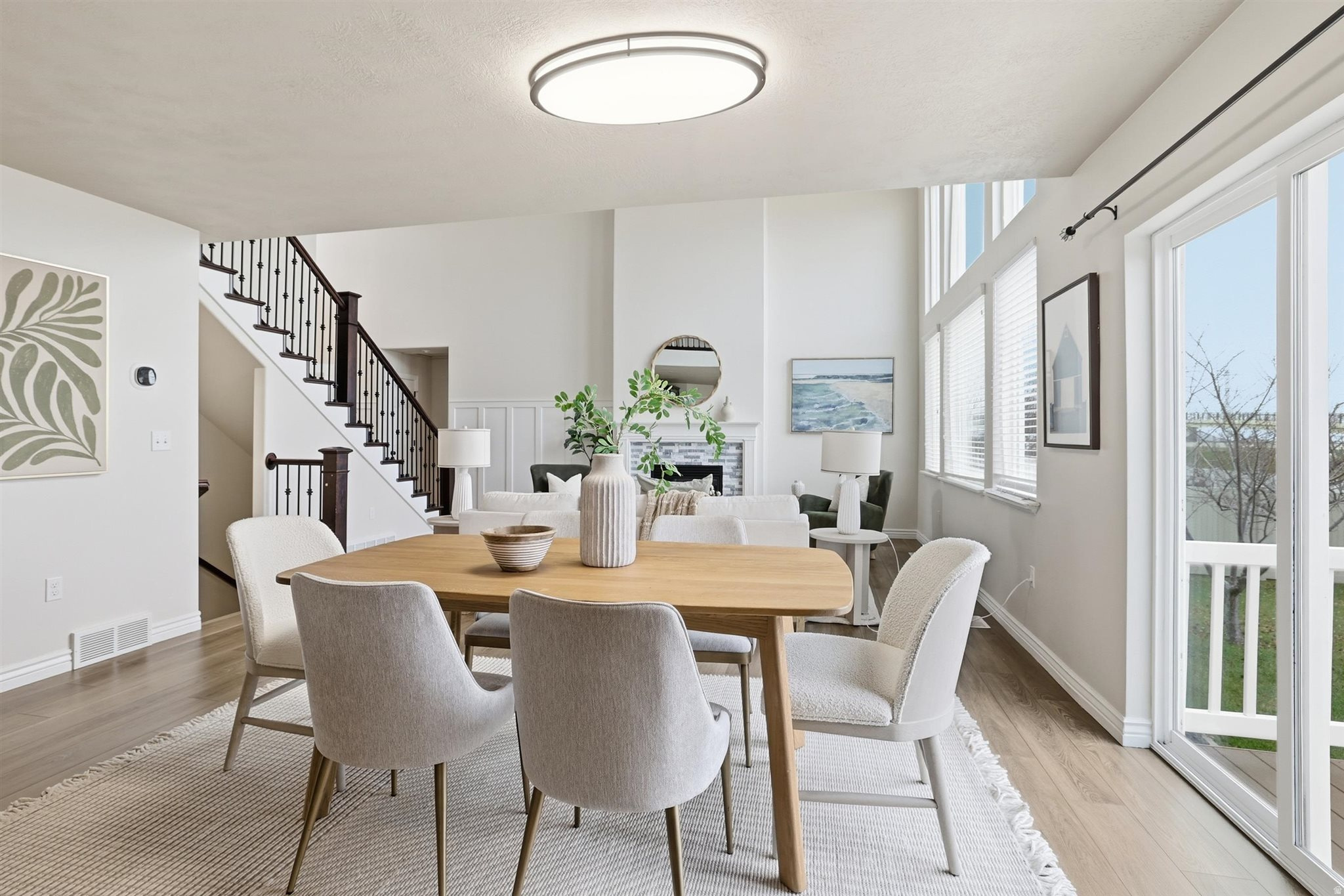 Woods Cross, Utah, 84087, United States, 6 Bedrooms Bedrooms, ,3 BathroomsBathrooms,Residential,For Sale,2002184