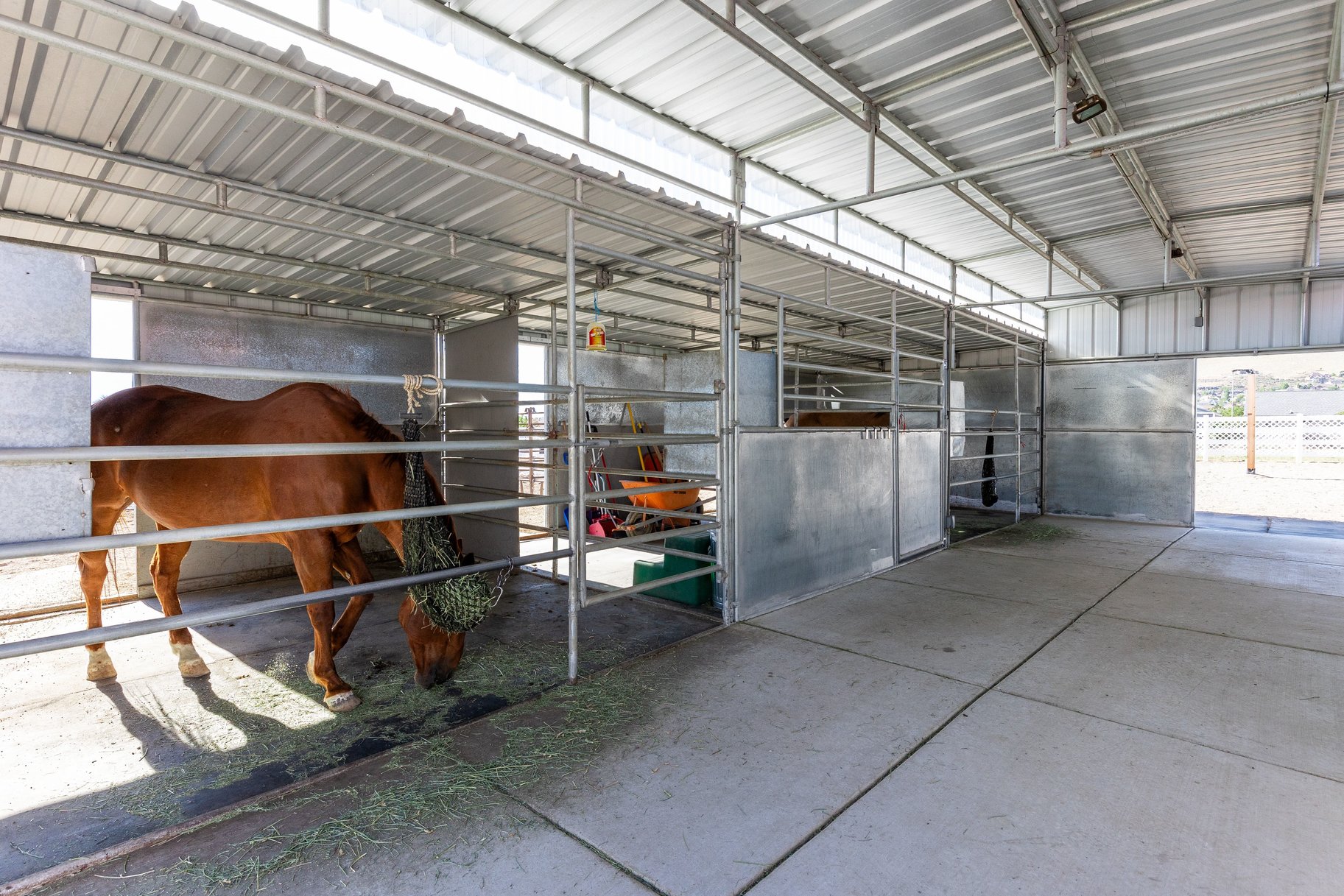  Fully Equipped Horse Property with Trail Access & Neighborhood Arena - 物件實景
