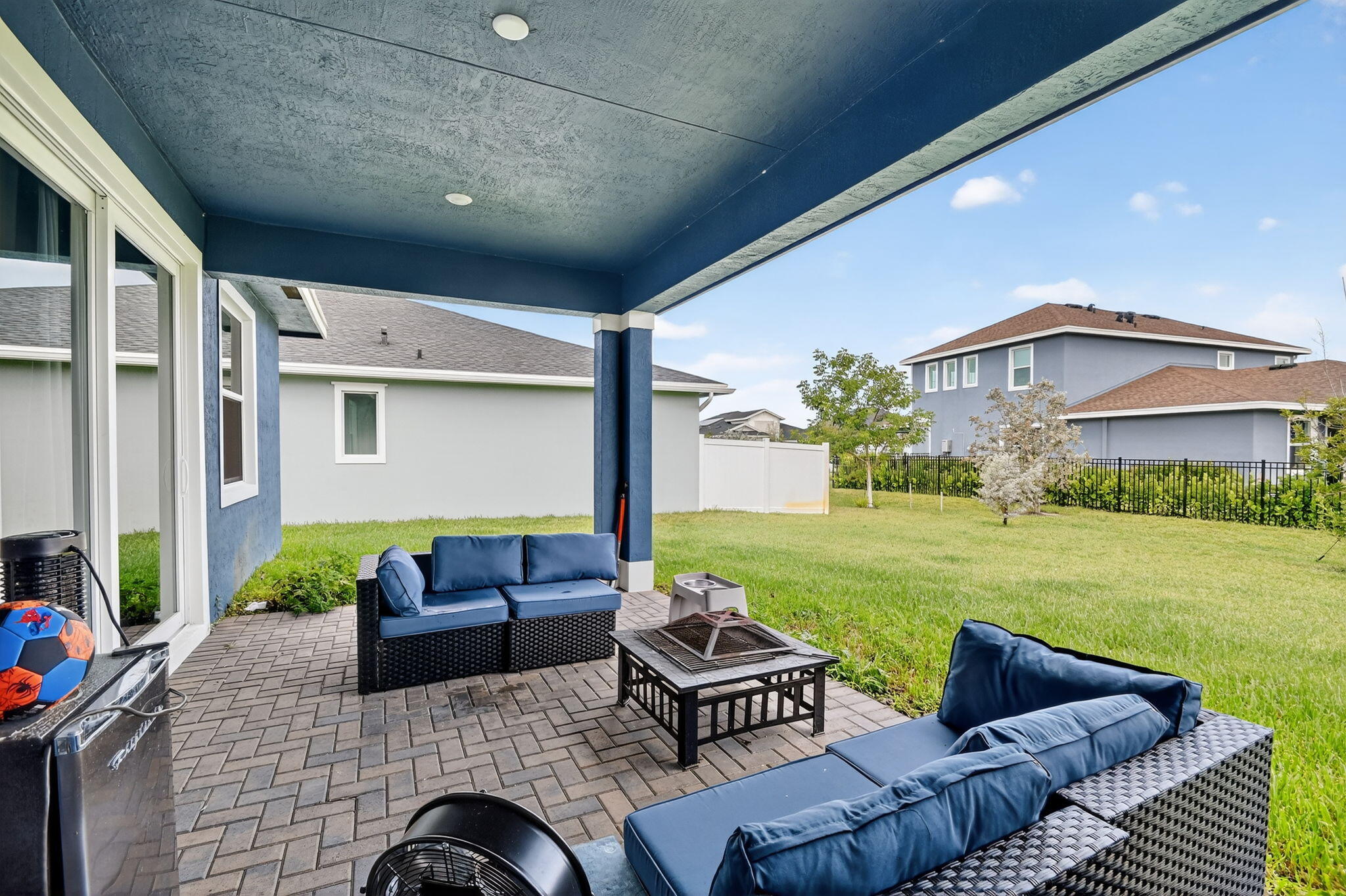 Loxahatchee, Florida, 33470, United States, 5 Bedrooms Bedrooms, ,4 BathroomsBathrooms,Residential,For Sale,1988065