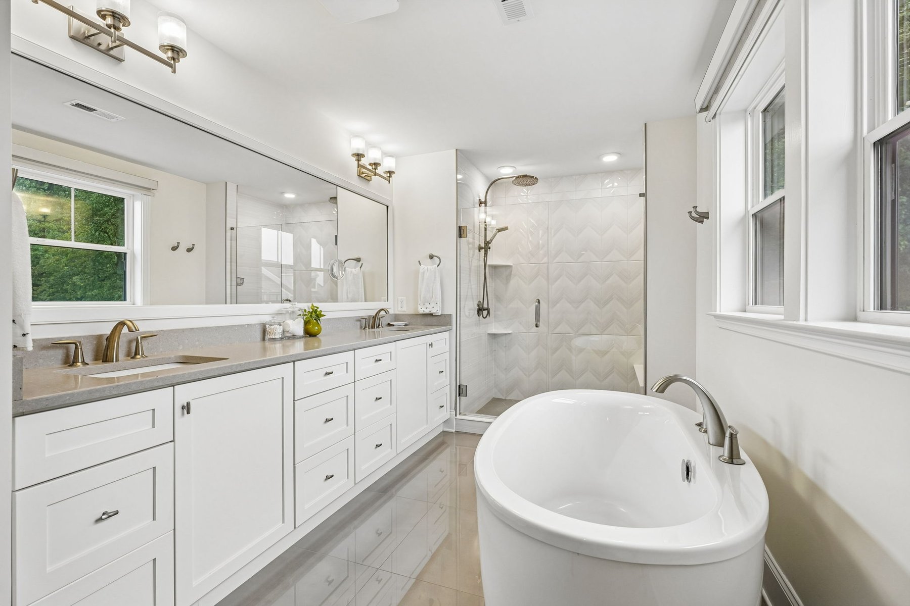  Luxury Privacy and Effortless Living in this ?Warren Villas? End Unit Townhome - 物件實景