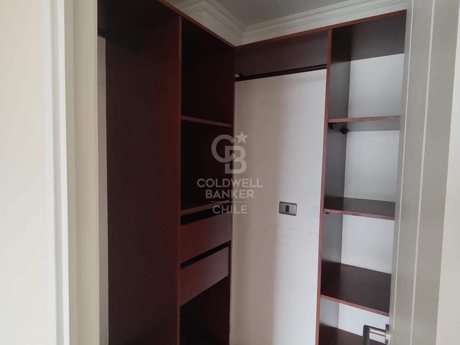 Providencia, Chile, 4 Bedrooms Bedrooms, ,3 BathroomsBathrooms,Residential,For Sale,1804971