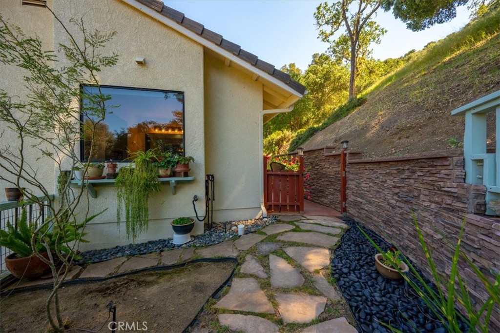 Atascadero, California, 93422, United States, 3 Bedrooms Bedrooms, ,2 BathroomsBathrooms,Residential,For Sale,2049261