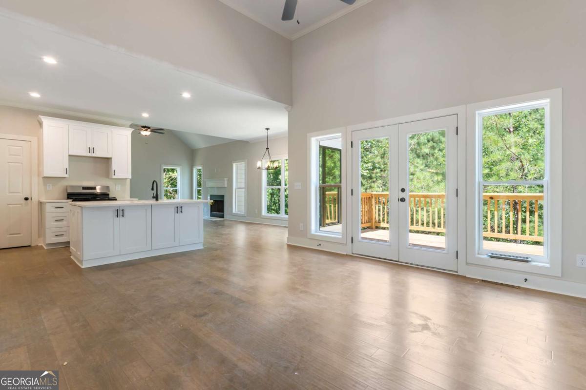 Athens, Georgia, 30605, United States, 3 Bedrooms Bedrooms, ,2 BathroomsBathrooms,Residential,For Sale,1908628