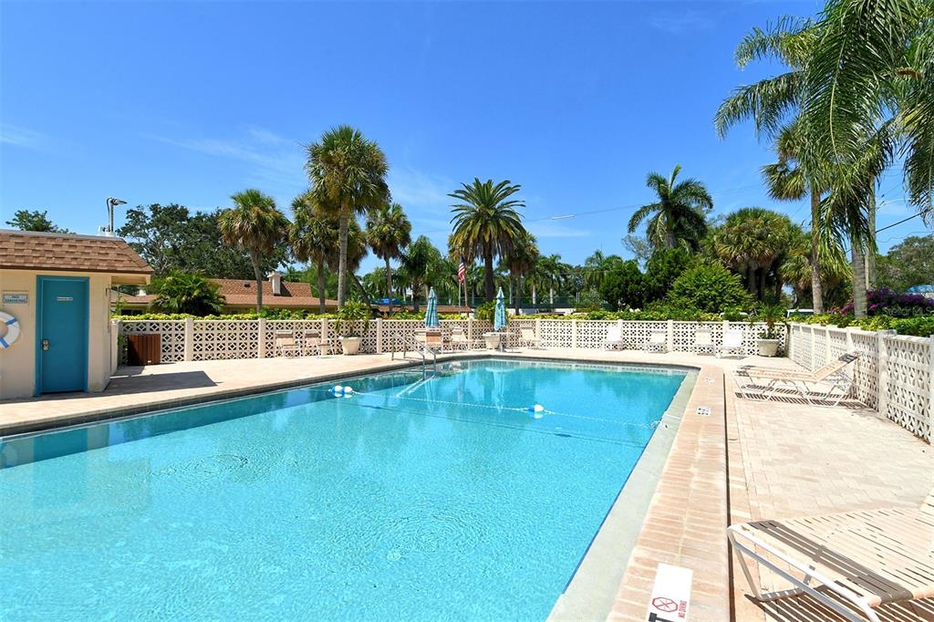 Sarasota, Florida, 34242, United States, 2 Bedrooms Bedrooms, ,2 BathroomsBathrooms,Residential,For Sale,1987938