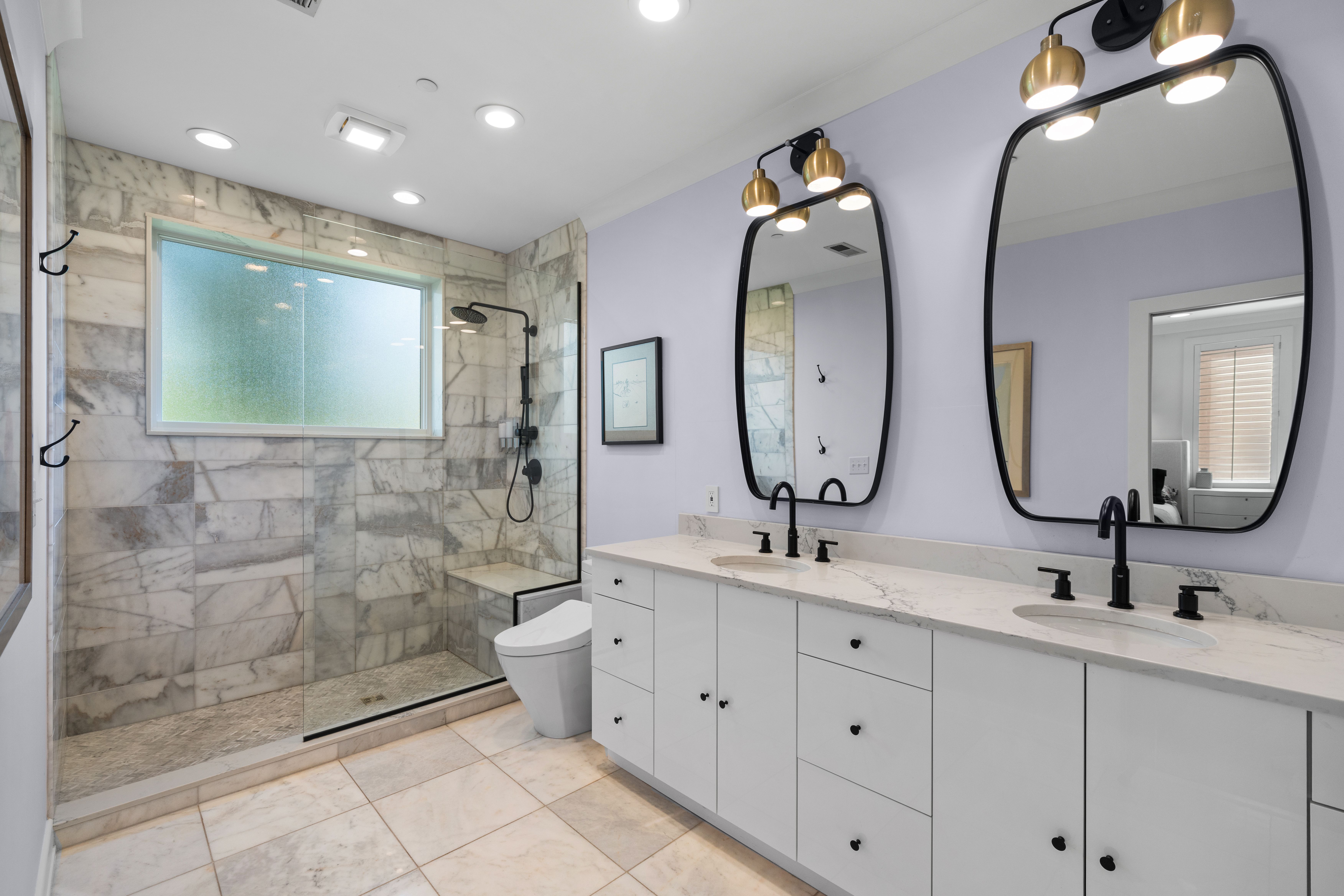 Beautifully updated and stylish, this Clayton condo offers move-in-ready living - 物件實景