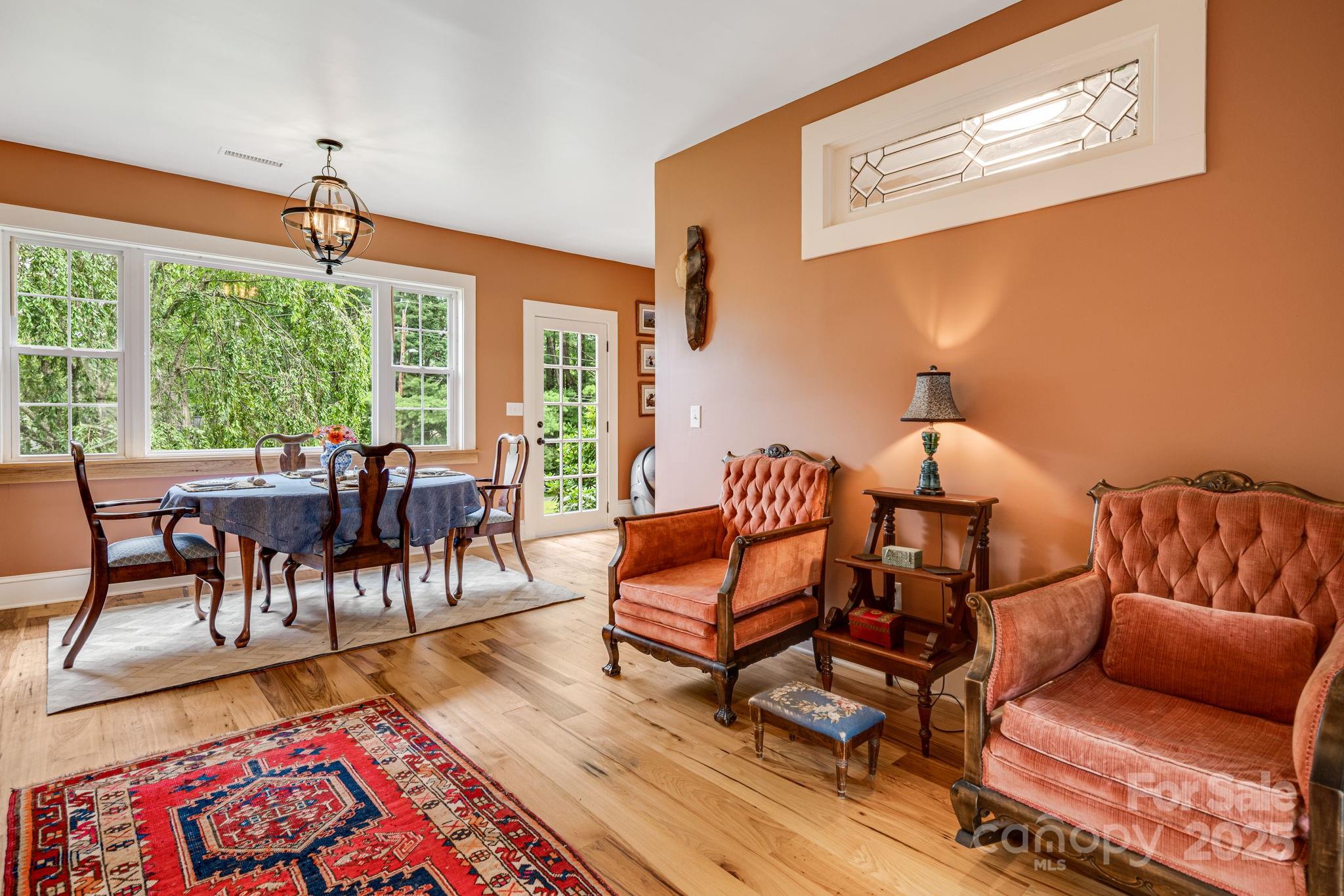 Asheville, North Carolina, 28804, United States, 3 Bedrooms Bedrooms, ,2 BathroomsBathrooms,Residential,For Sale,1916392