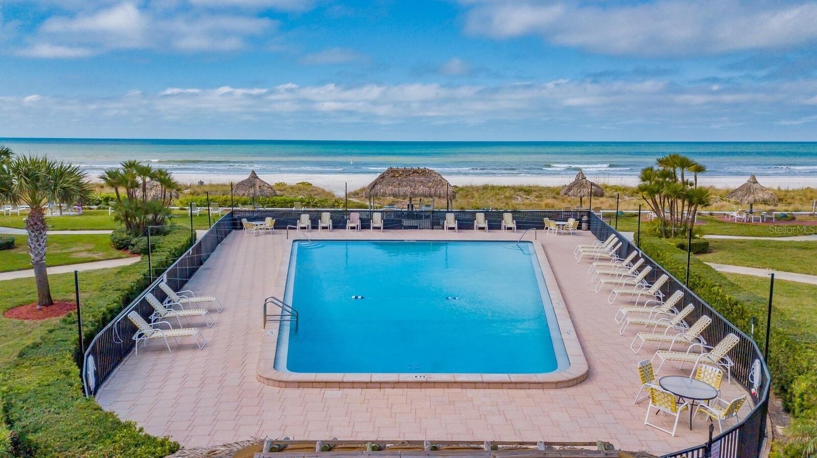 CLEARWATER BEACH, Florida, 33767, United States, 2 Bedrooms Bedrooms, ,2 BathroomsBathrooms,Residential,For Sale,1983668