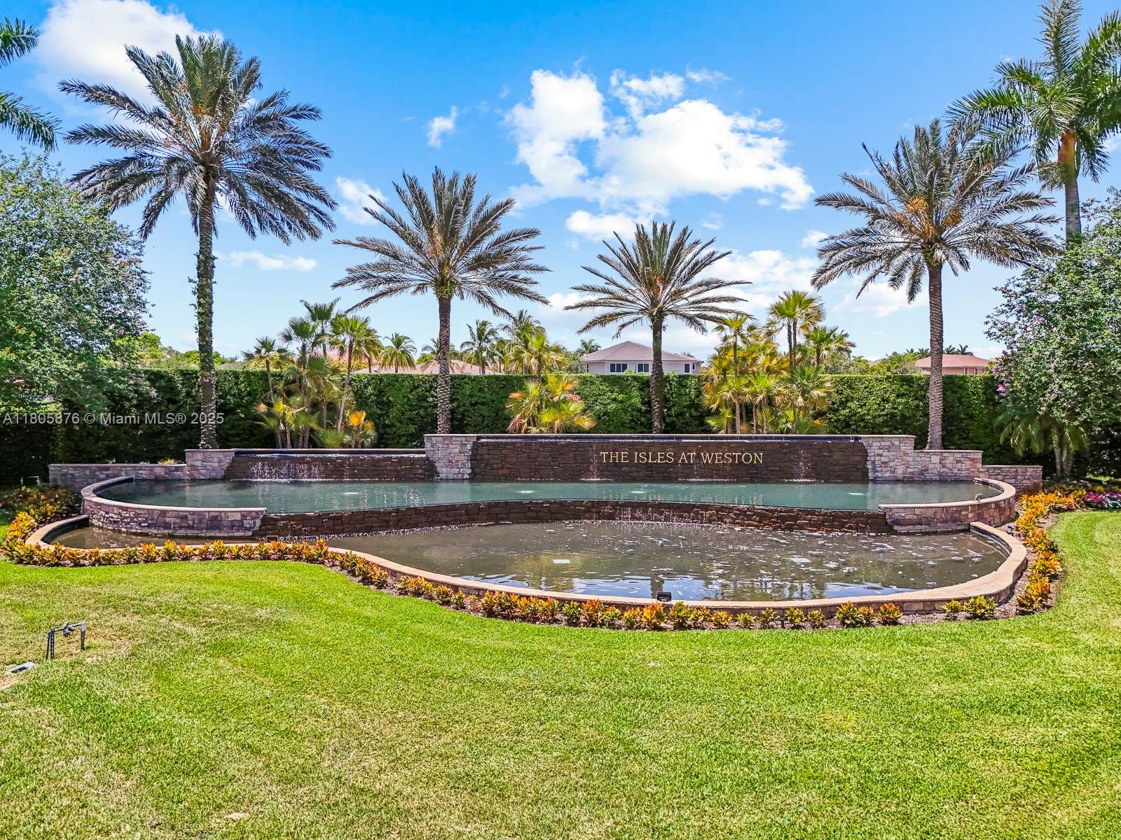 Weston, Florida, 33332, United States, 5 Bedrooms Bedrooms, ,5 BathroomsBathrooms,Residential,For Sale,1826480