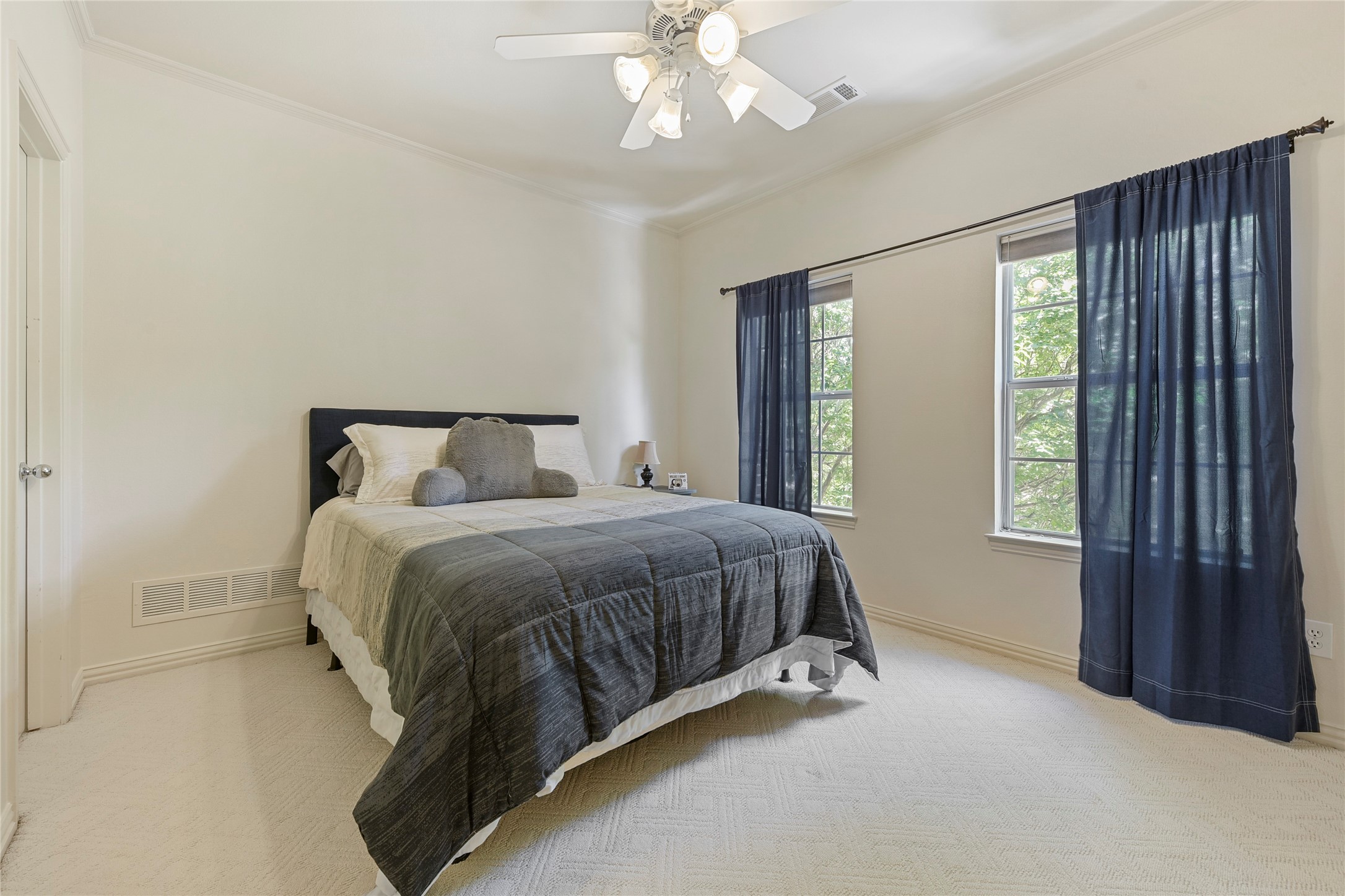 Heath, Texas, 75032, United States, 4 Bedrooms Bedrooms, ,3 BathroomsBathrooms,Residential,For Sale,1829391