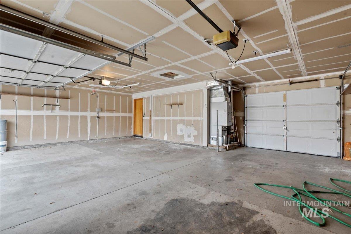 Boise, Idaho, 83716, United States, 3 Bedrooms Bedrooms, ,2 BathroomsBathrooms,Residential,For Sale,1995965