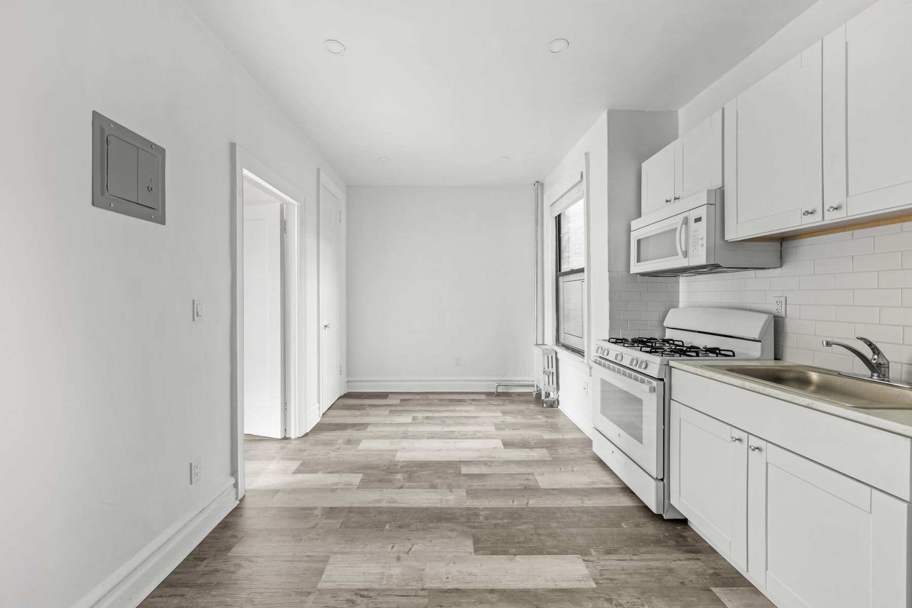  36-25 30th Street, Long Island City, NY 11106 - 物件實景