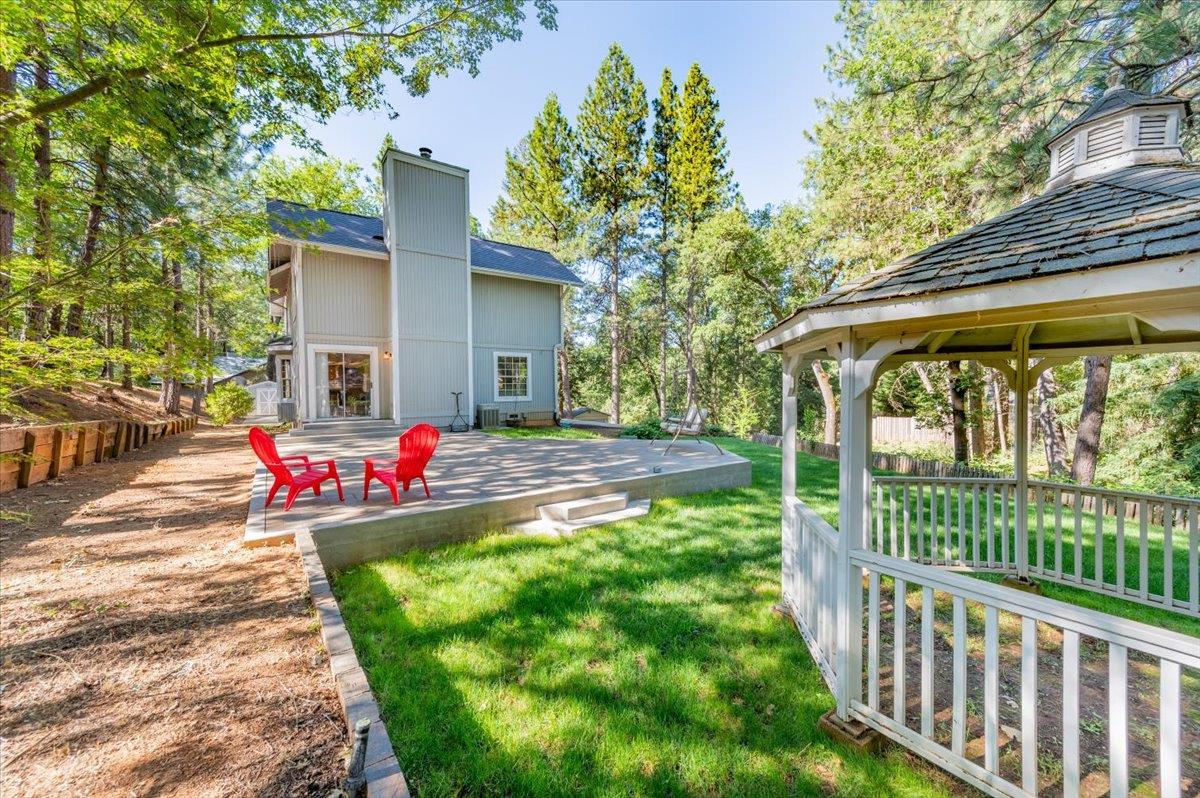 Grass Valley, California, 95949, United States, 3 Bedrooms Bedrooms, ,3 BathroomsBathrooms,Residential,For Sale,1958208