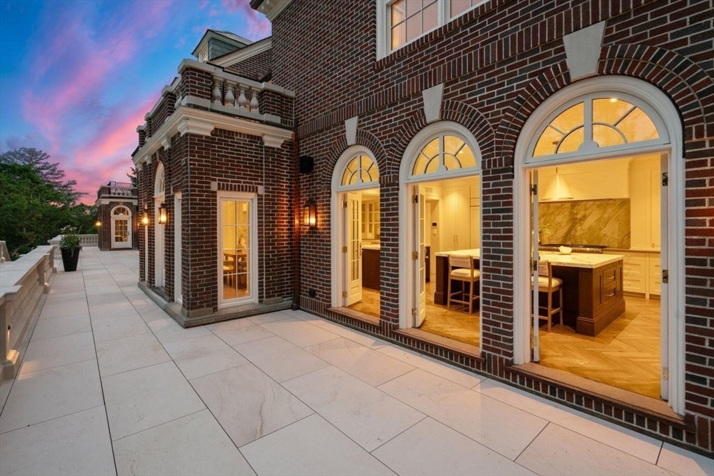 9 The Ledges, Newton, Massachusetts, 02459, United States, 6 Bedrooms Bedrooms, ,10 BathroomsBathrooms,Residential,For Sale,9 The Ledges,1627756