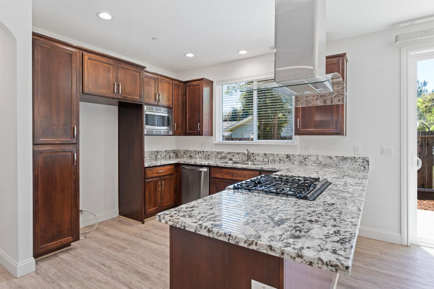 Auburn, California, 95603, United States, 3 Bedrooms Bedrooms, ,3 BathroomsBathrooms,Residential,For Sale,2048535