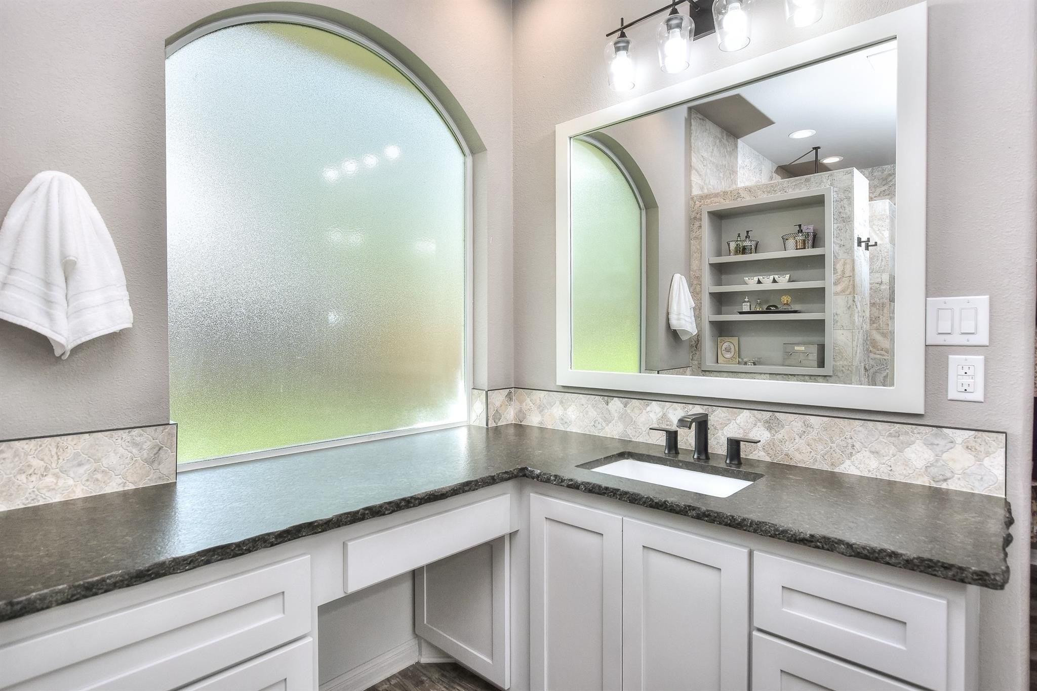 Georgetown, Texas, 78628, United States, 4 Bedrooms Bedrooms, ,3 BathroomsBathrooms,Residential,For Sale,1980870