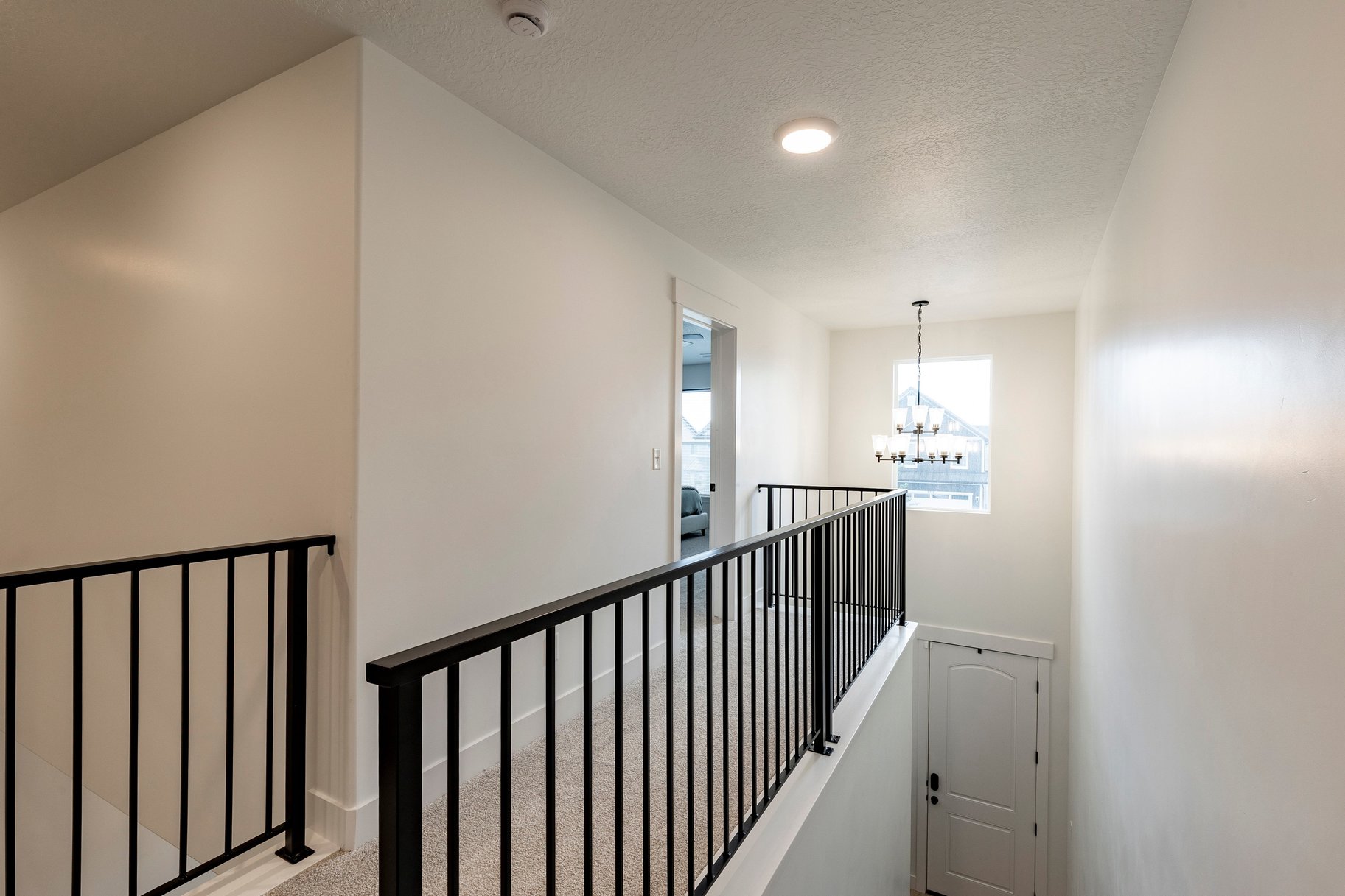  Beautifully Upgraded Townhome - 物件實景