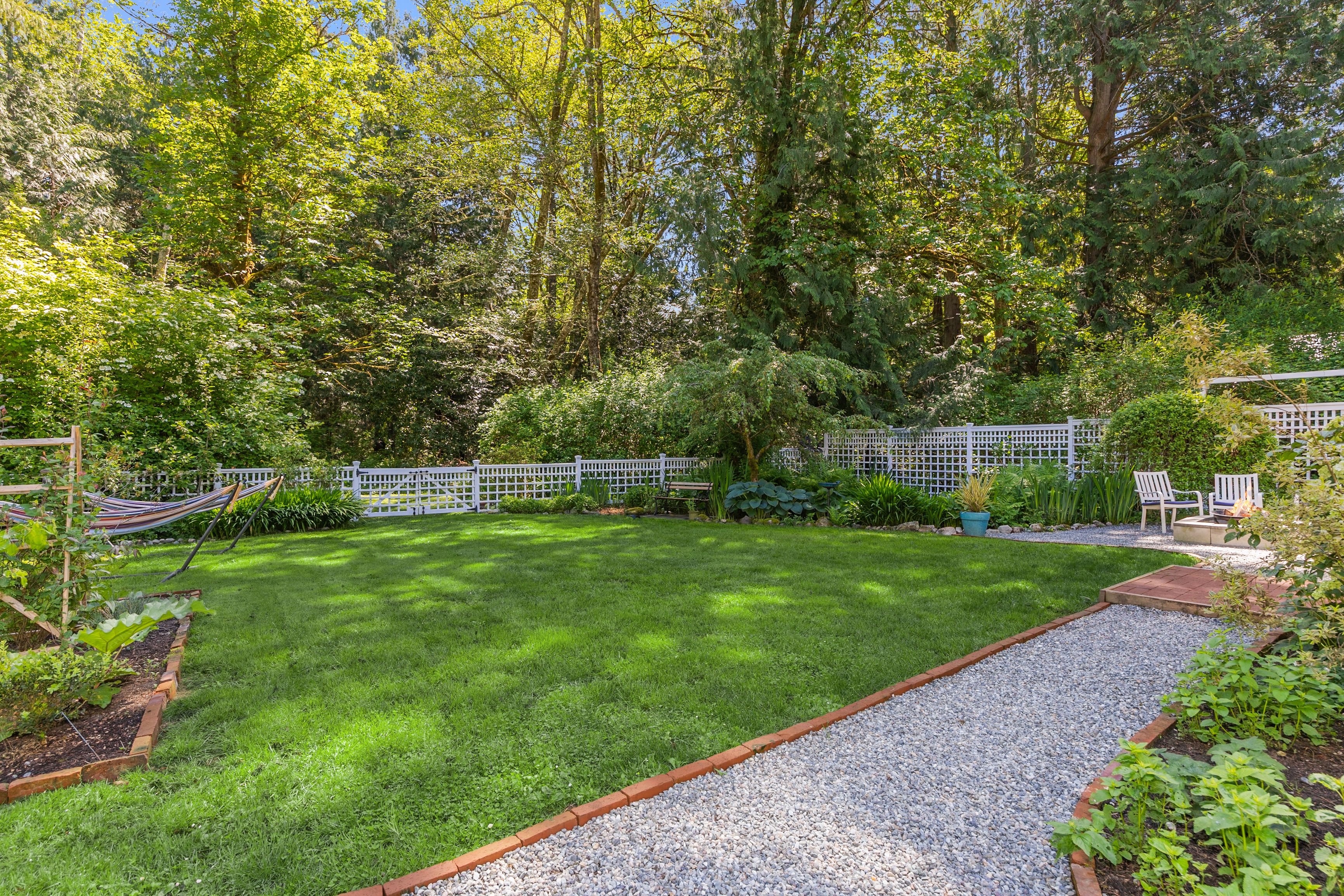  14268 N Madison Avenue NE, Bainbridge Island, WA 98110 - 物件實景