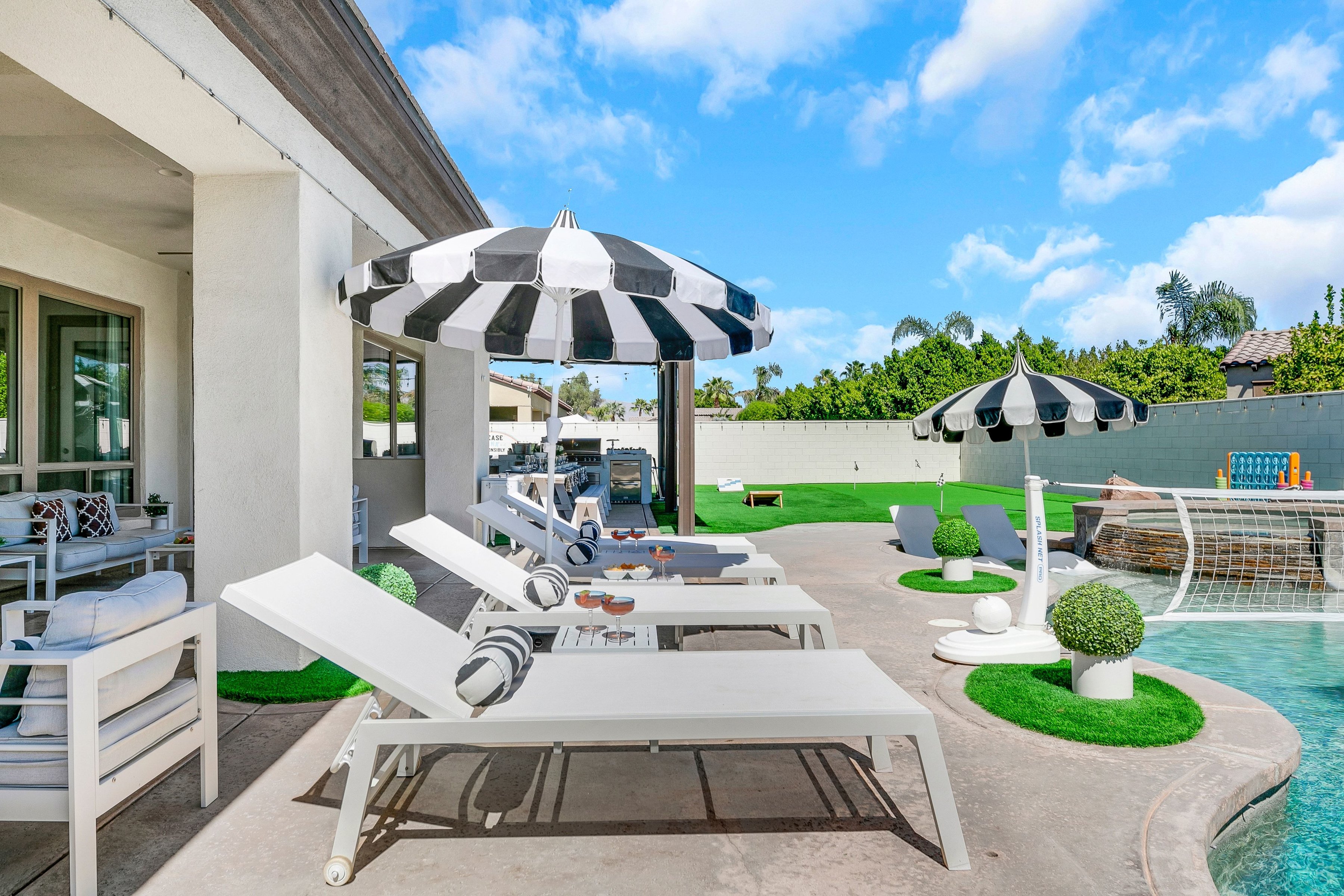  where  luxury meets leverage: own the ultimate income producing retreat - 物件實景