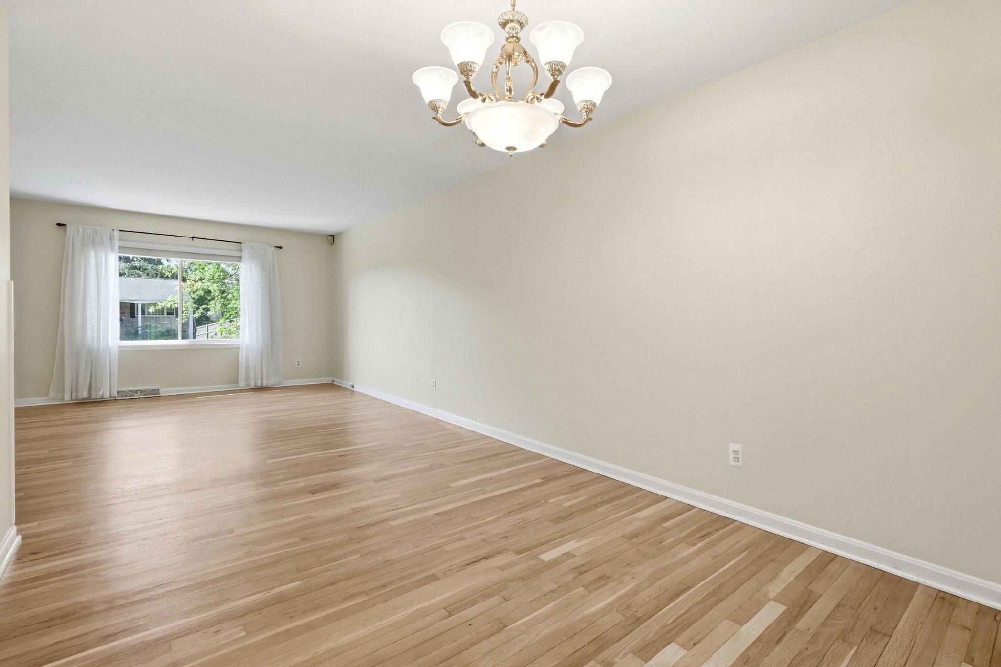  13015 Chalfont Avenue, Fort Washington, MD, 20744 - 物件實景