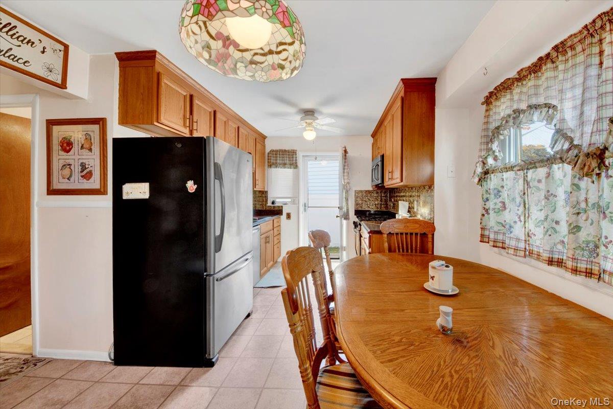 Garnerville, New York, 10923, United States, 3 Bedrooms Bedrooms, ,1 BathroomBathrooms,Residential,For Sale,1981697