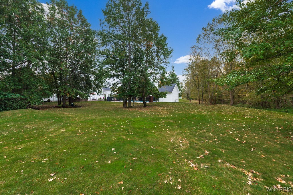 Grand Island, New York, 14072, United States, 4 Bedrooms Bedrooms, ,5 BathroomsBathrooms,Residential,For Sale,1975944