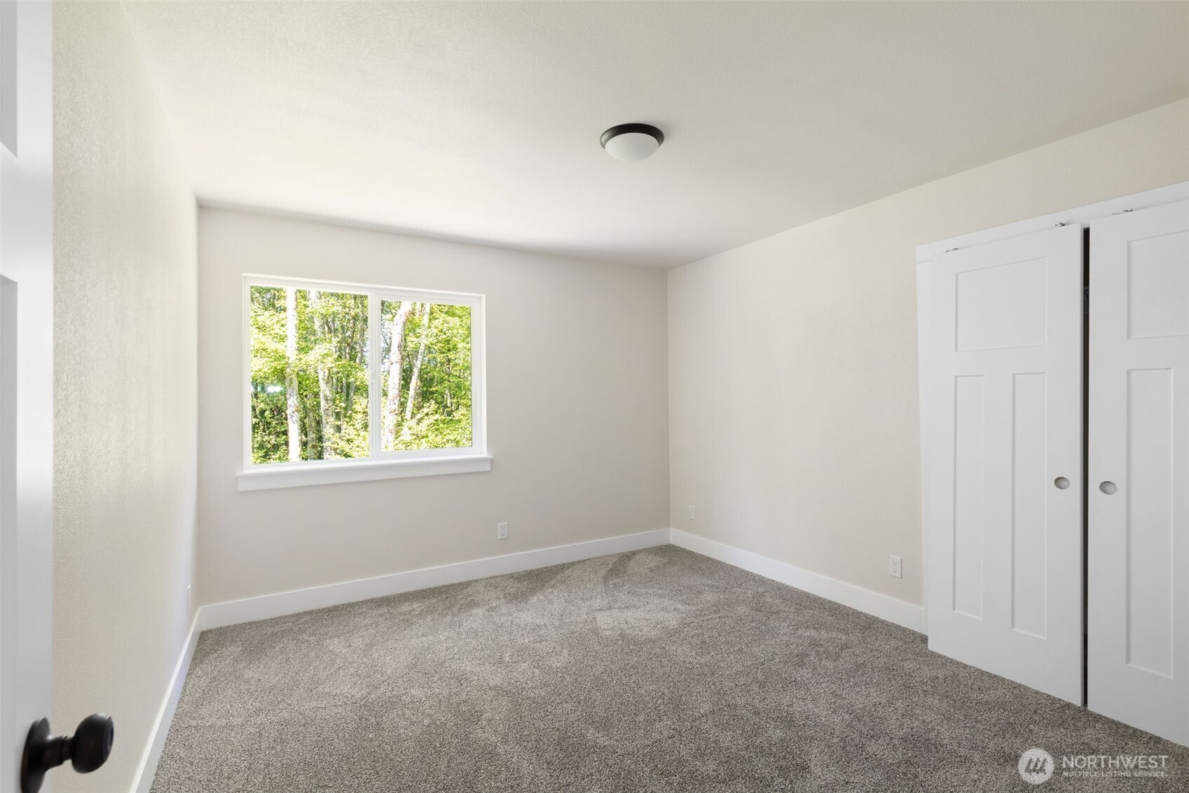 Hansville, Washington, 98340, United States, 3 Bedrooms Bedrooms, ,2 BathroomsBathrooms,Residential,For Sale,1839111