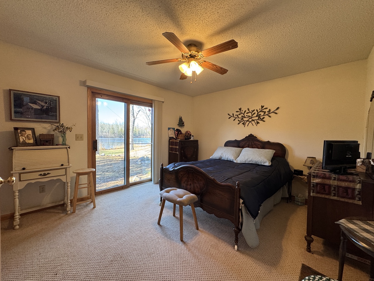 Oma, Wisconsin, 54534, United States, 2 Bedrooms Bedrooms, ,2 BathroomsBathrooms,Residential,For Sale,1995174