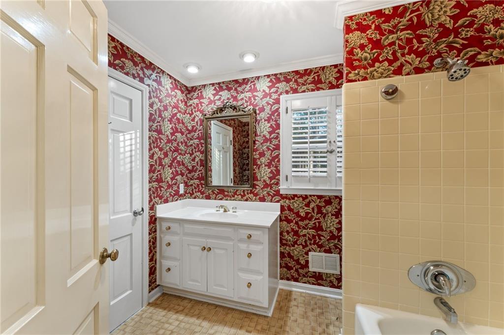 Atlanta, Georgia, 30338, United States, 4 Bedrooms Bedrooms, ,4 BathroomsBathrooms,Residential,For Sale,1991033