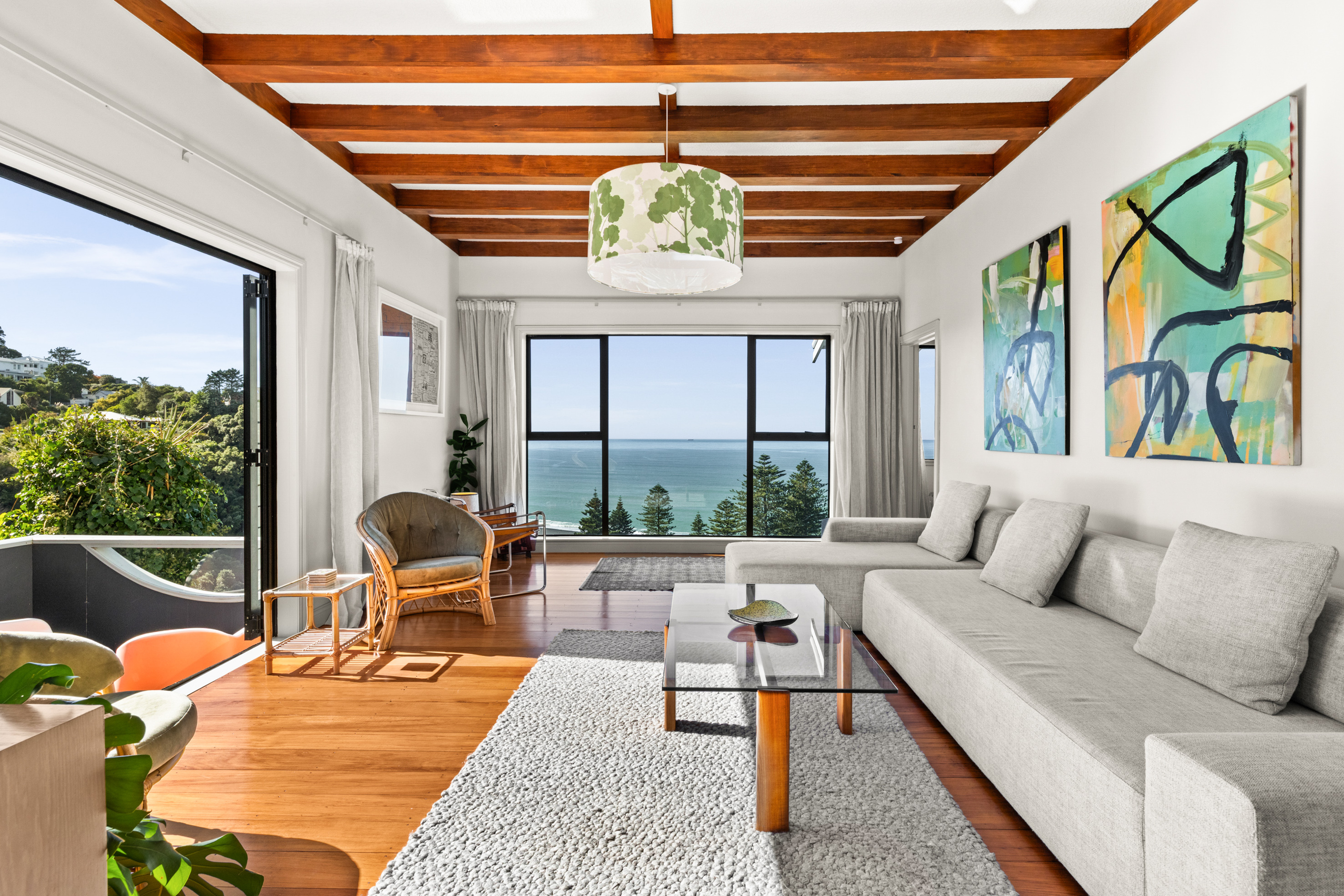 Panoramic Ocean Views with Income Potential - 物件實景