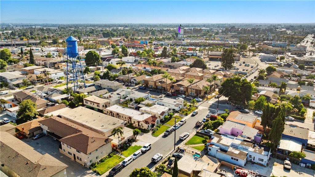 Lynwood, California, 90262, United States, ,Residential,For Sale,2048561