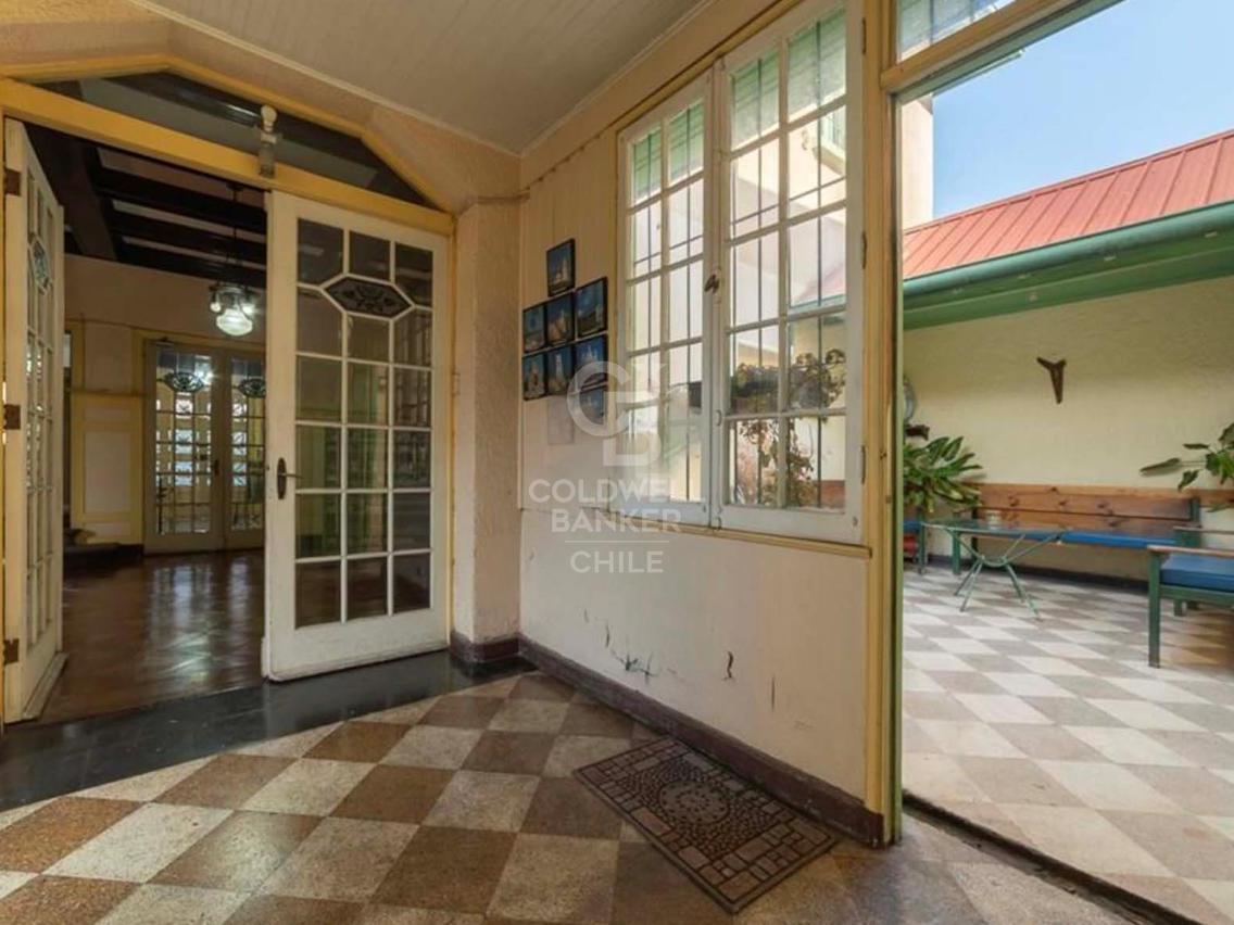 Providencia, Chile, 7 Bedrooms Bedrooms, ,7 BathroomsBathrooms,Residential,For Sale,1828187