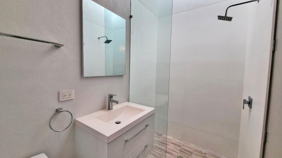 Chapala, Jalisco, 45900, Mexico, 2 Bedrooms Bedrooms, ,2 BathroomsBathrooms,Residential,For Sale,1827389