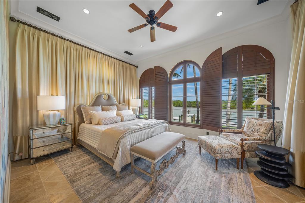 Sarasota, Florida, 34236, United States, 5 Bedrooms Bedrooms, ,7 BathroomsBathrooms,Residential,For Sale,1913430