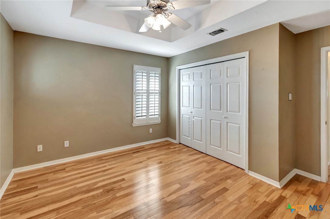 Victoria, Texas, 77904, United States, 3 Bedrooms Bedrooms, ,3 BathroomsBathrooms,Residential,For Sale,1989314