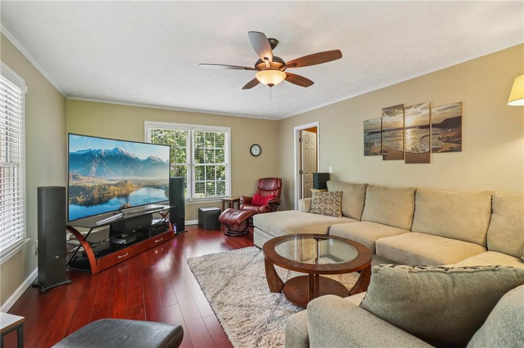 Flowery Branch, Georgia, 30542, United States, 4 Bedrooms Bedrooms, ,3 BathroomsBathrooms,Residential,For Sale,1923417