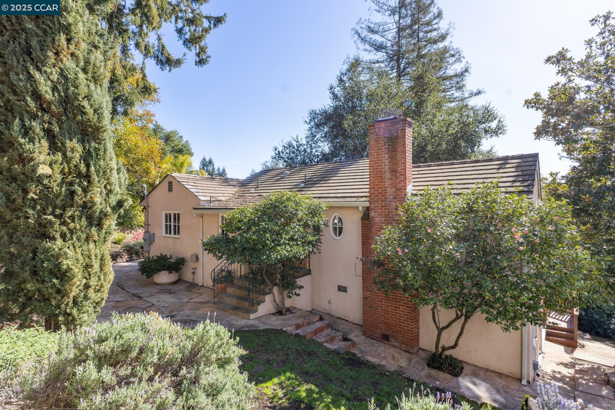 Orinda, California, 94563, United States, 4 Bedrooms Bedrooms, ,3 BathroomsBathrooms,Residential,For Sale,1804966