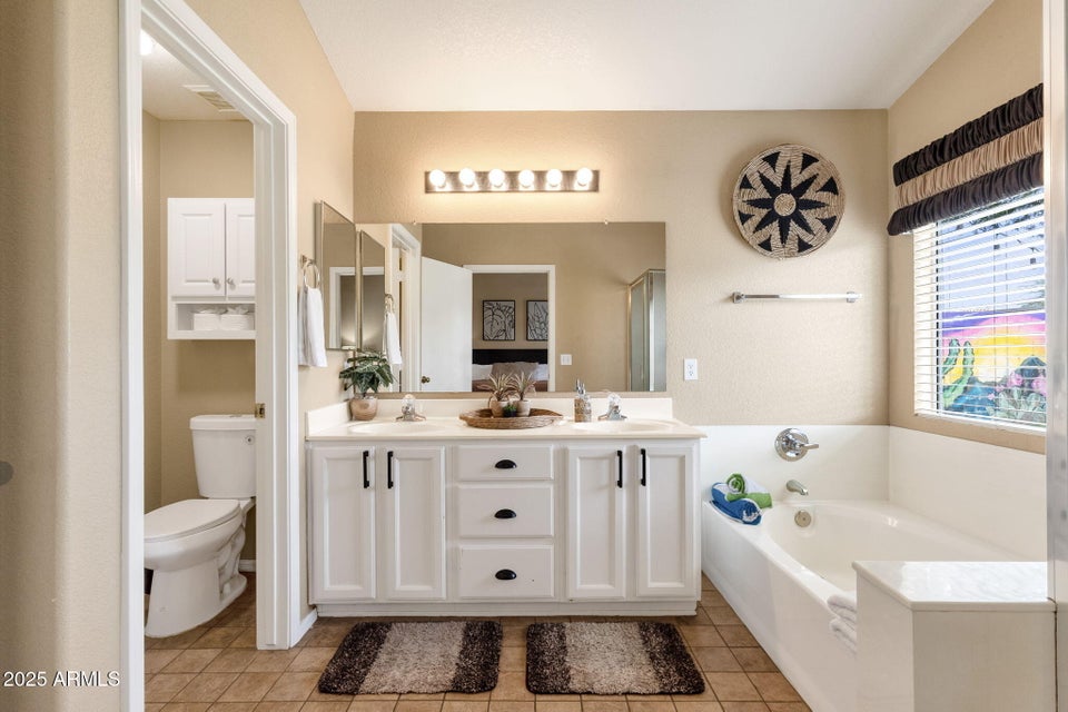 Mesa, Arizona, 85209, United States, 3 Bedrooms Bedrooms, ,2 BathroomsBathrooms,Residential,For Sale,2006207