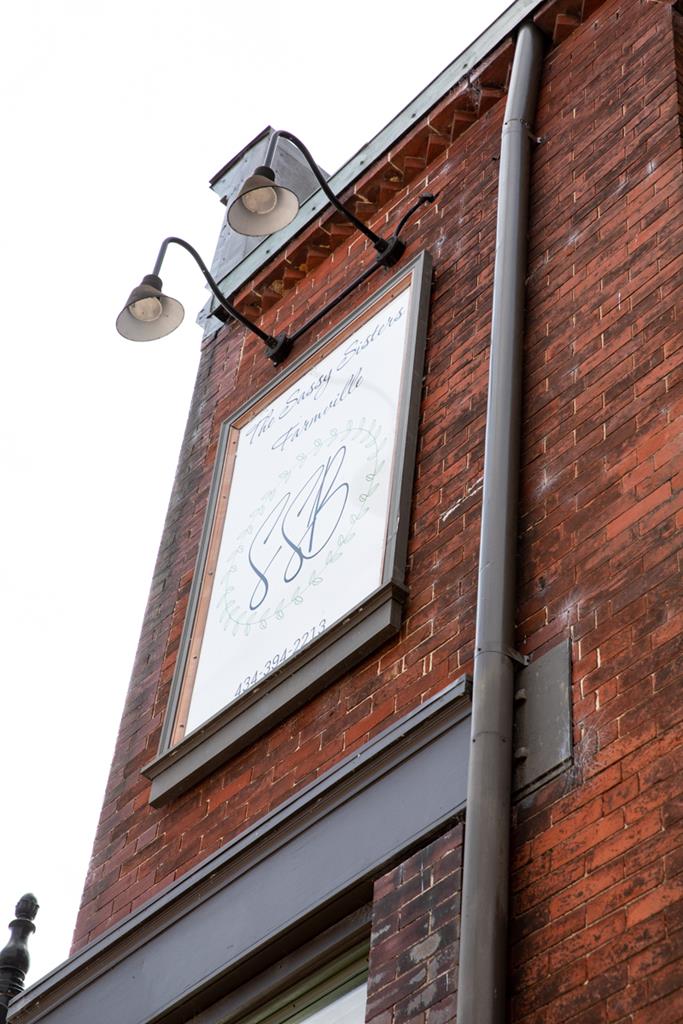 Farmville, Virginia, 23901, United States, 3 Bedrooms Bedrooms, ,3 BathroomsBathrooms,Residential,For Sale,1981165