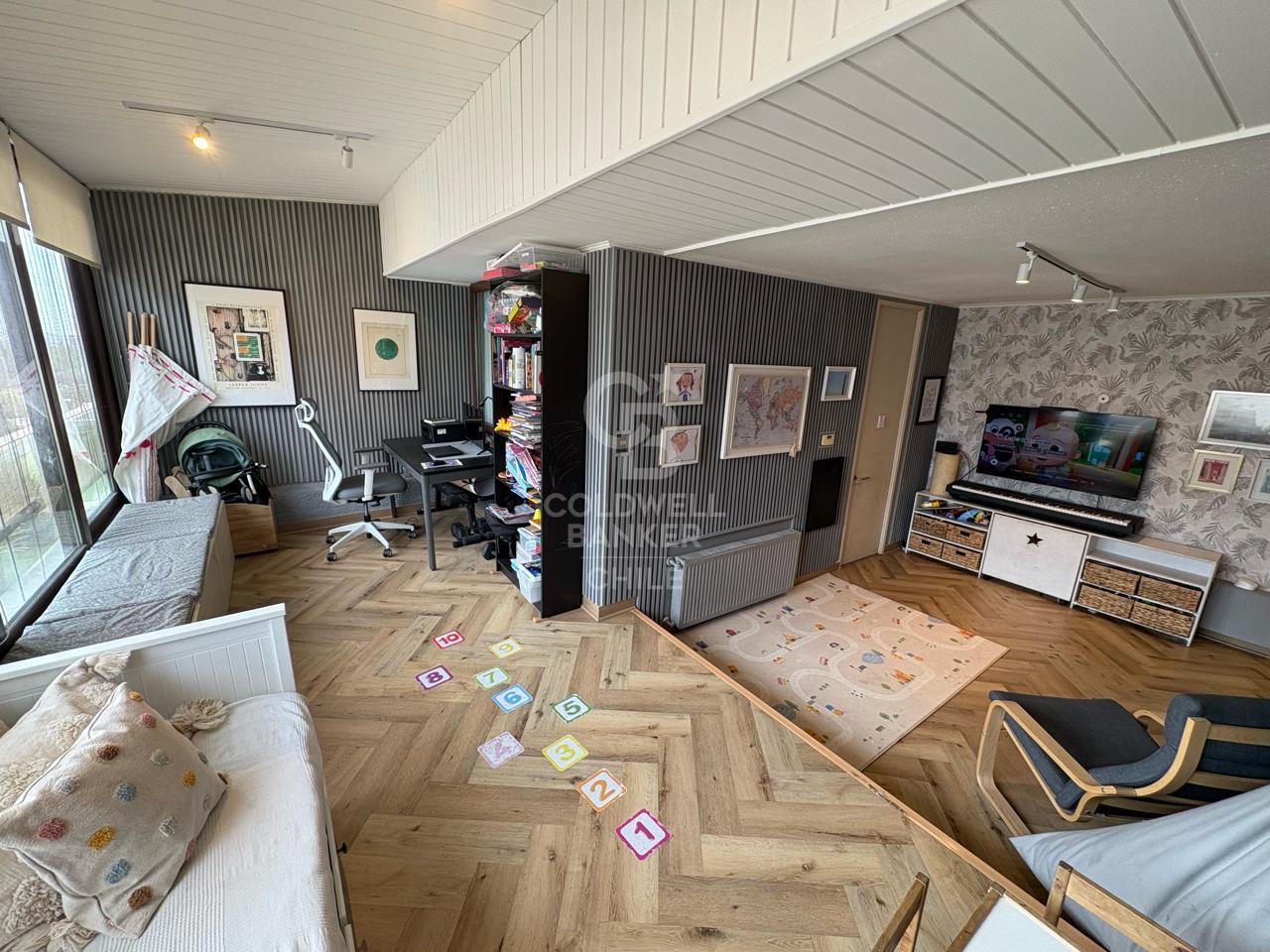 Vitacura, Chile, 3 Bedrooms Bedrooms, ,3 BathroomsBathrooms,Residential,For Sale,1784009