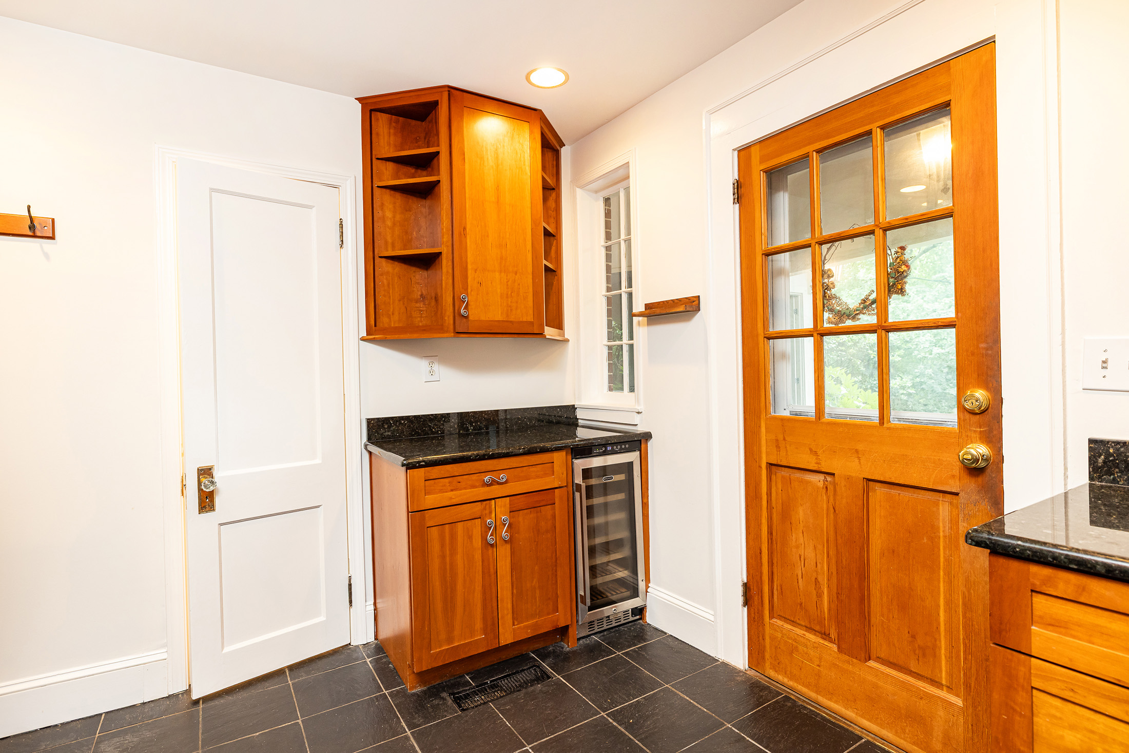  Distinctive Morningside Home with Separate Guest Residence - 物件實景