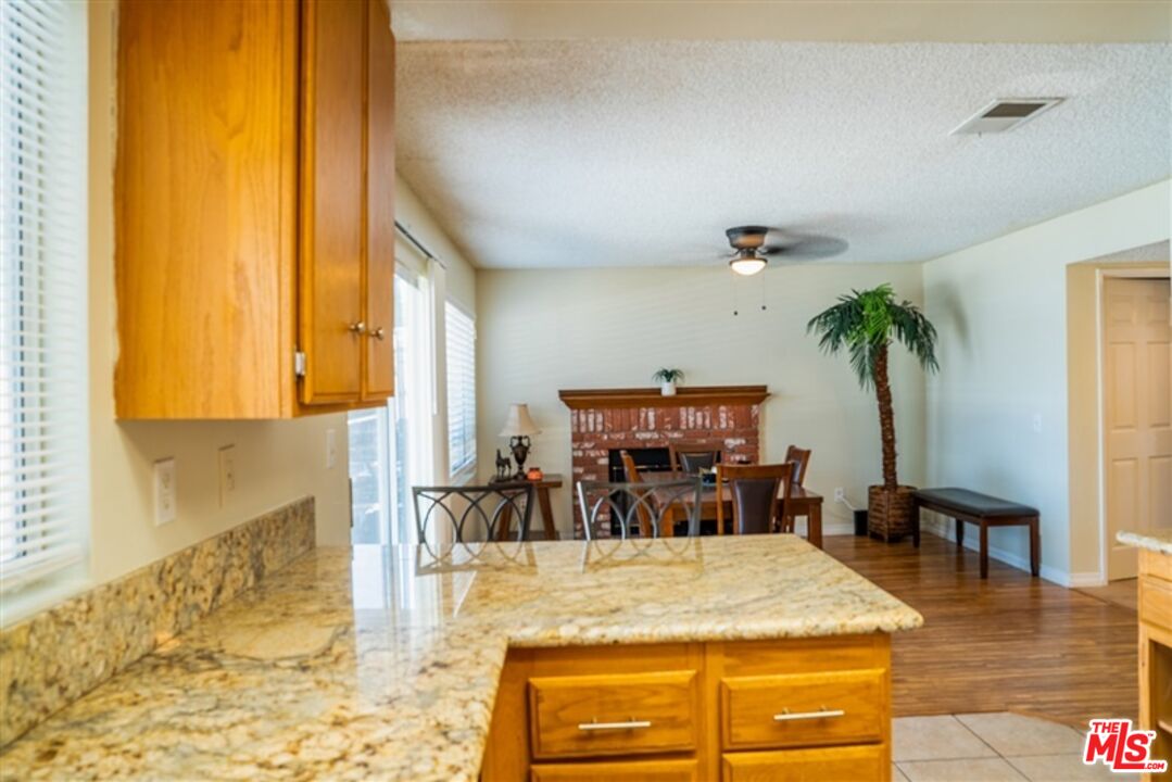 Palmdale, California, 93550, United States, 3 Bedrooms Bedrooms, ,3 BathroomsBathrooms,Residential,For Sale,1994563