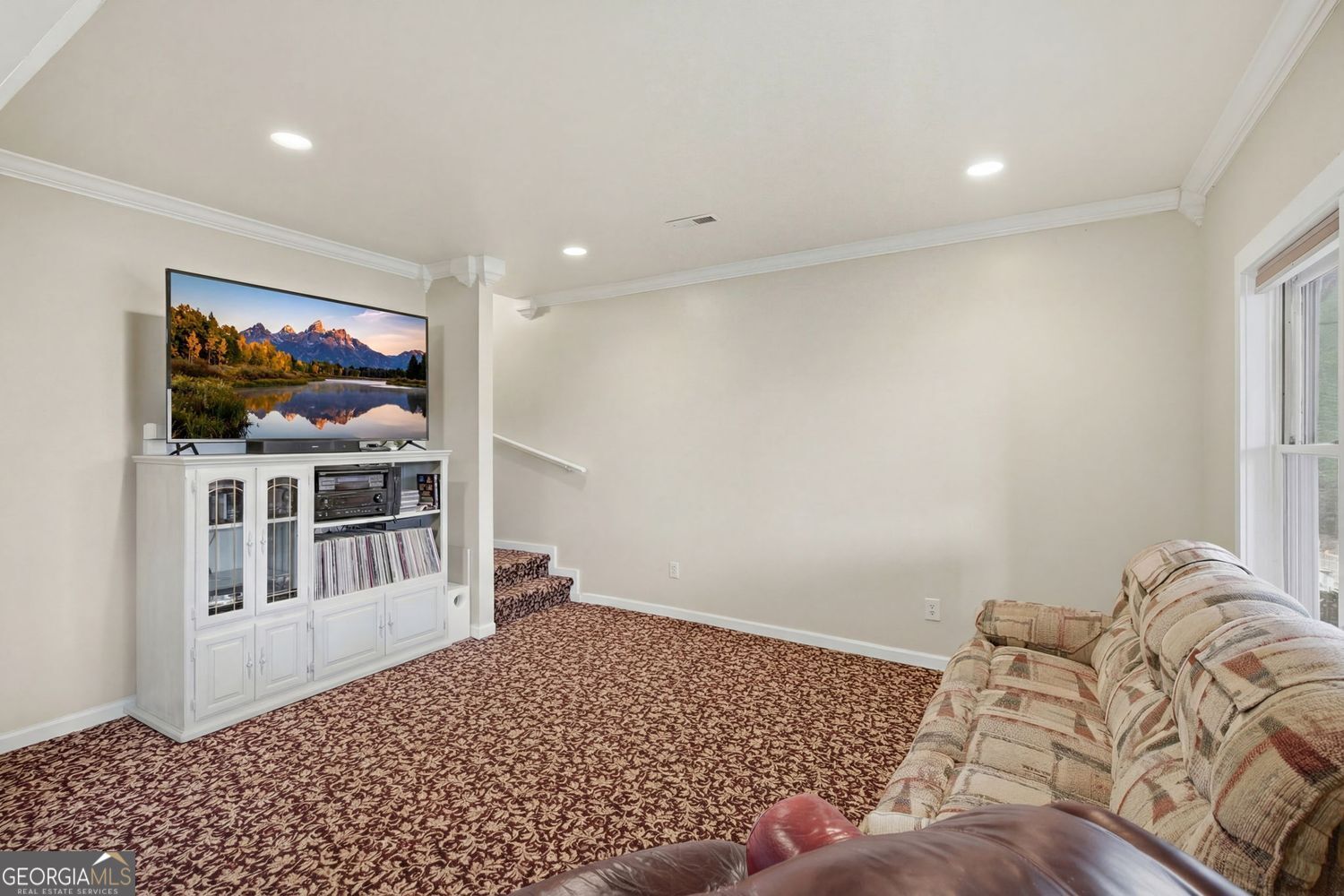 Ellijay, Georgia, 30536, United States, 2 Bedrooms Bedrooms, ,3 BathroomsBathrooms,Residential,For Sale,2035001