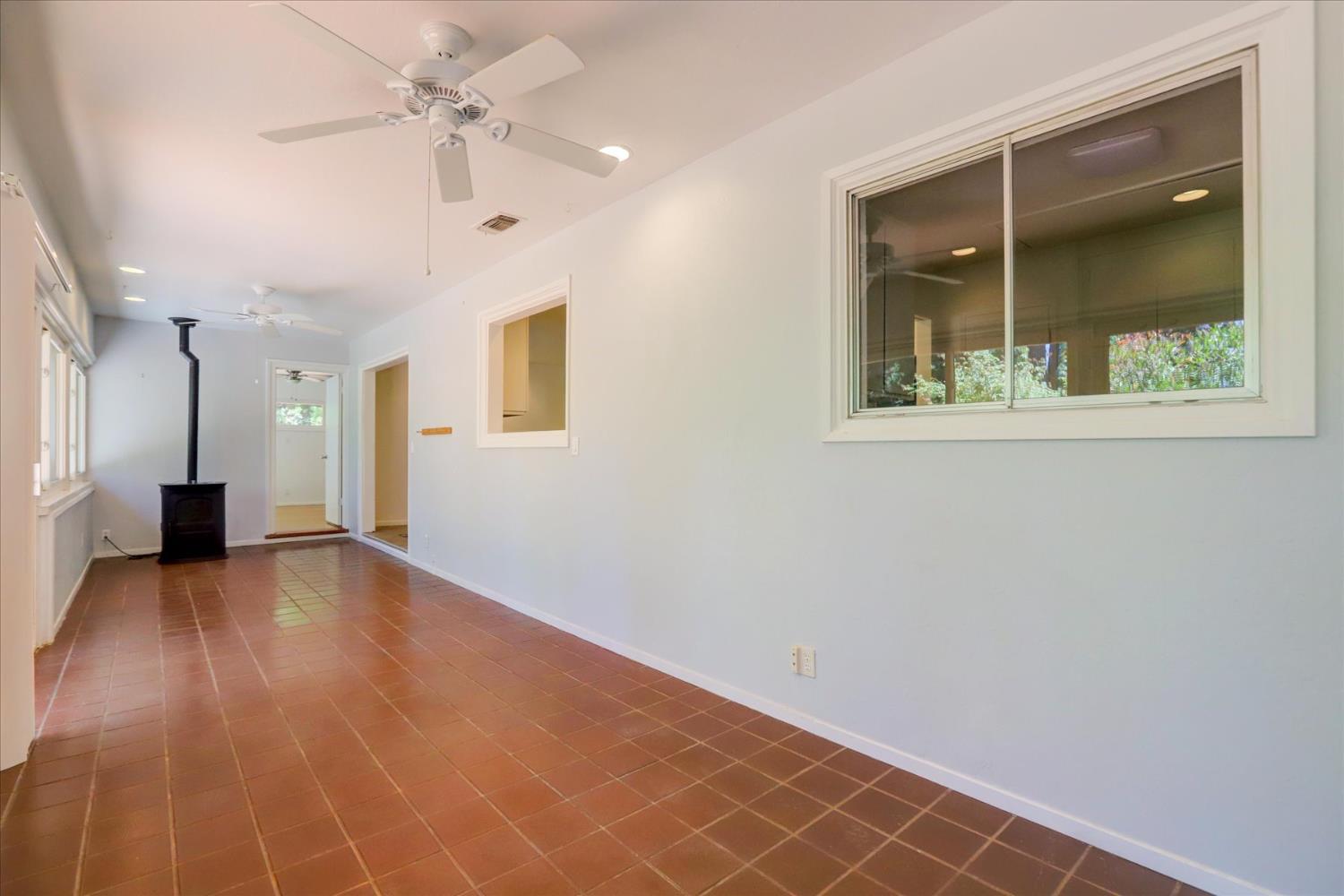 Grass Valley, California, 95945, United States, 3 Bedrooms Bedrooms, ,3 BathroomsBathrooms,Residential,For Sale,1898506