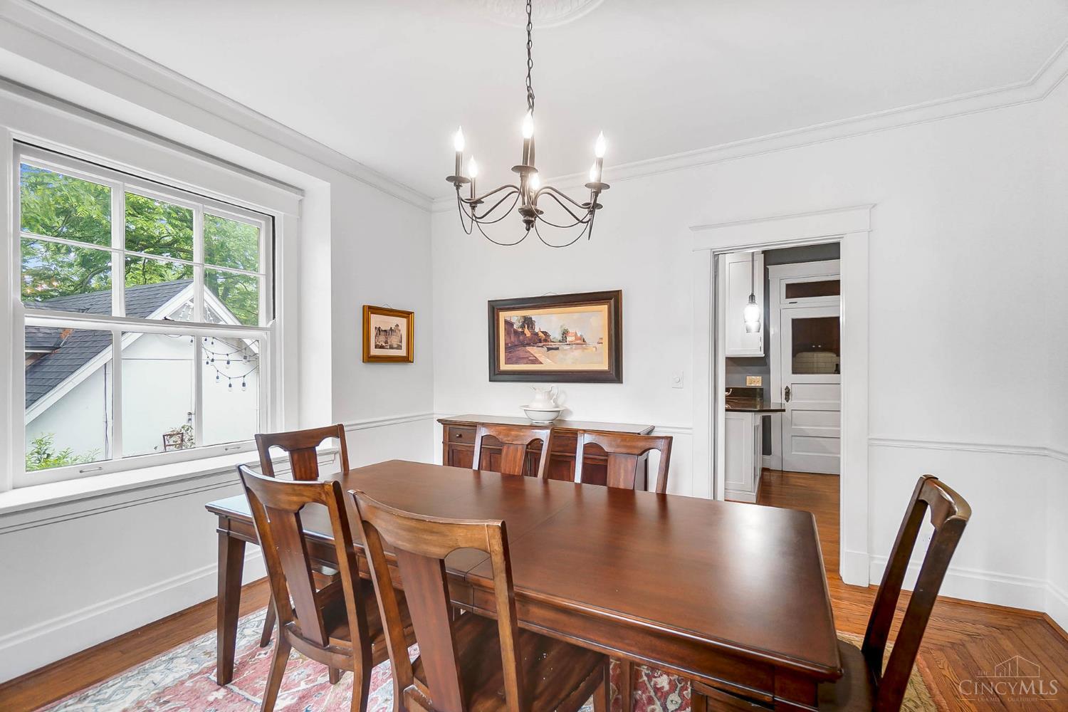 Cincinnati, Ohio, 45208, United States, 5 Bedrooms Bedrooms, ,5 BathroomsBathrooms,Residential,For Sale,1890144